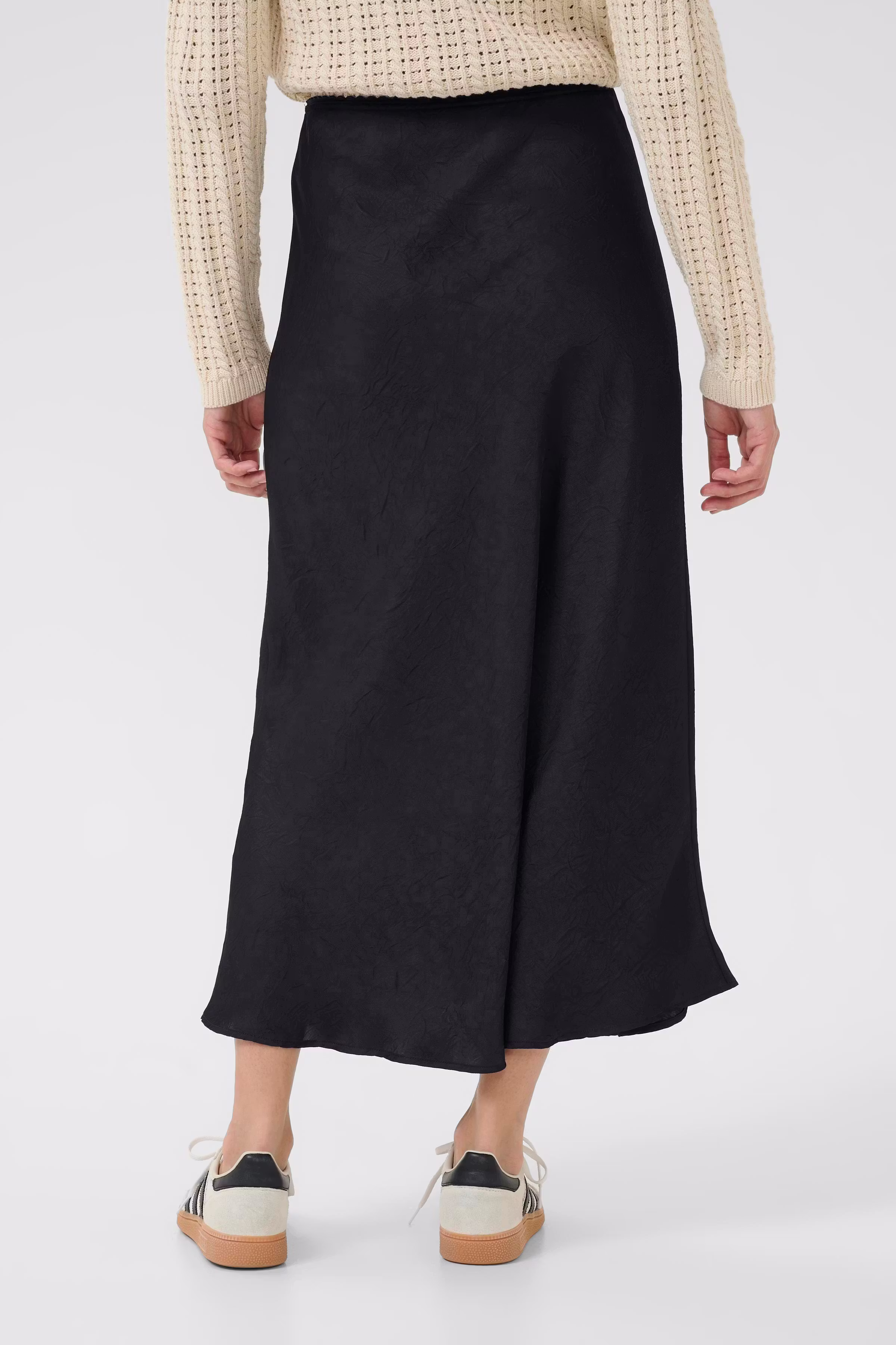 LaurinaPW Skirt LOOKBOOK BACK 30309969-194013