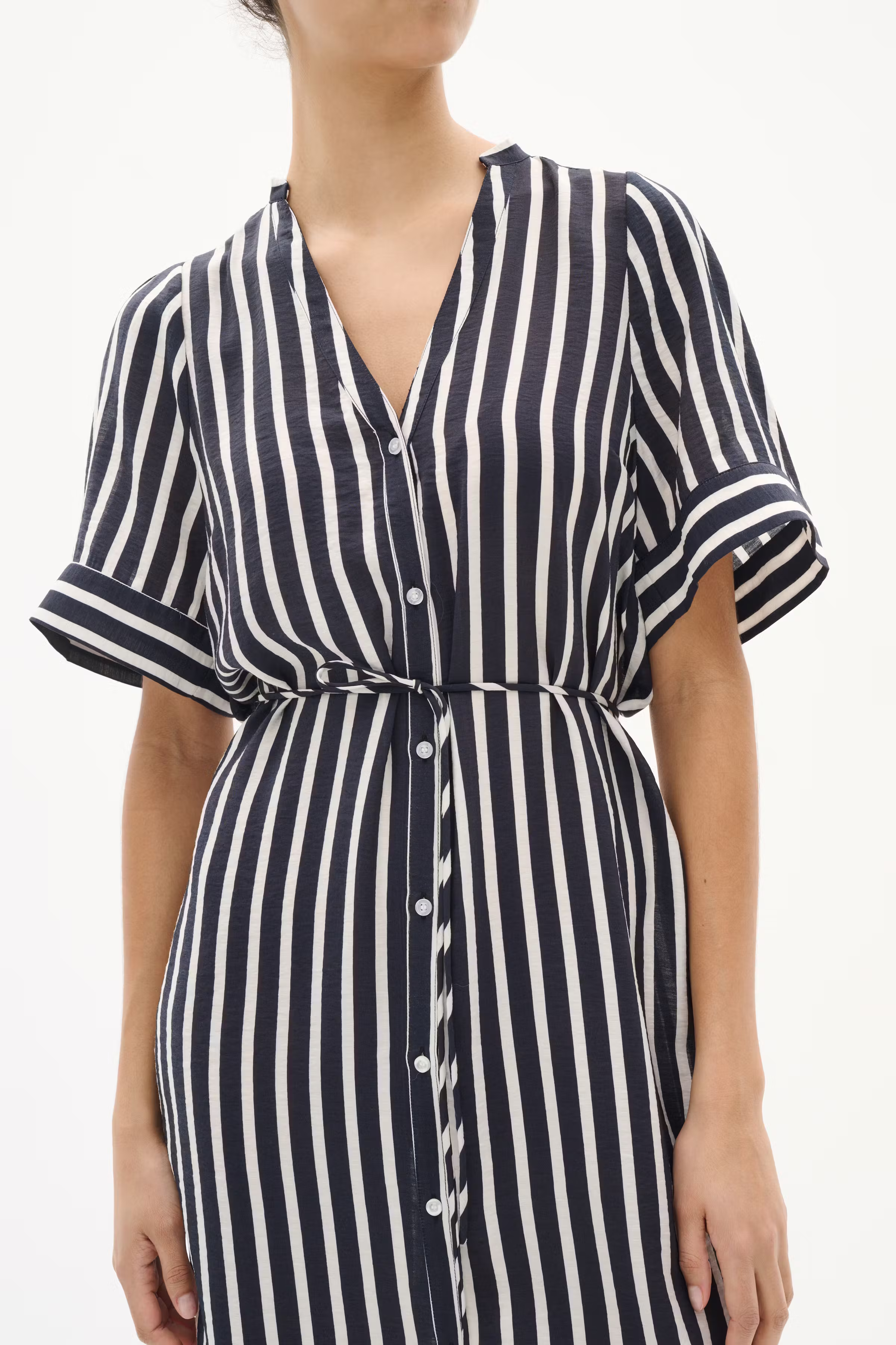 KilloIW Dress LOOKBOOK FRONT 30110560-300819