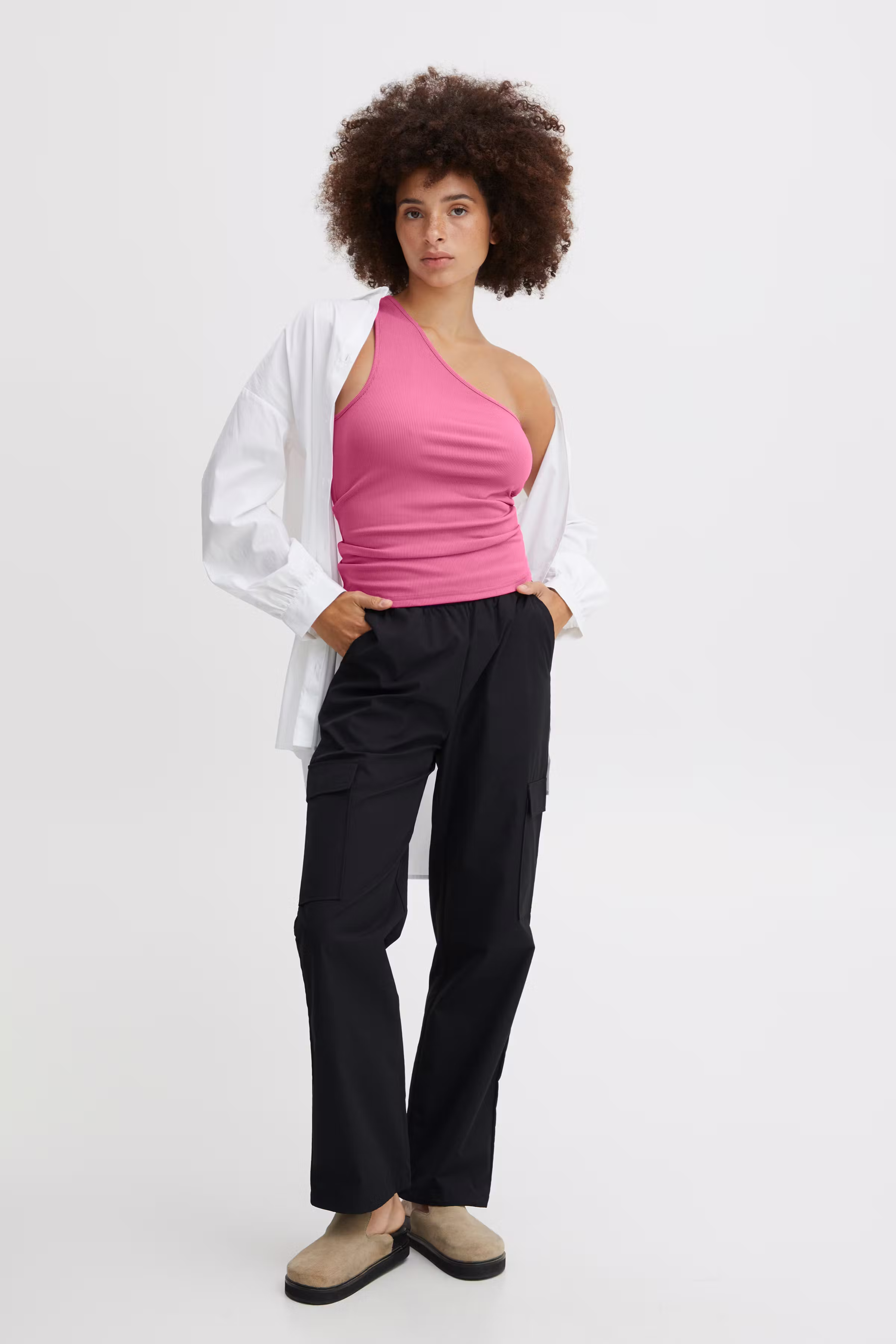 IXHILLA T-shirt LOOKBOOK FRONT 20119229-172625