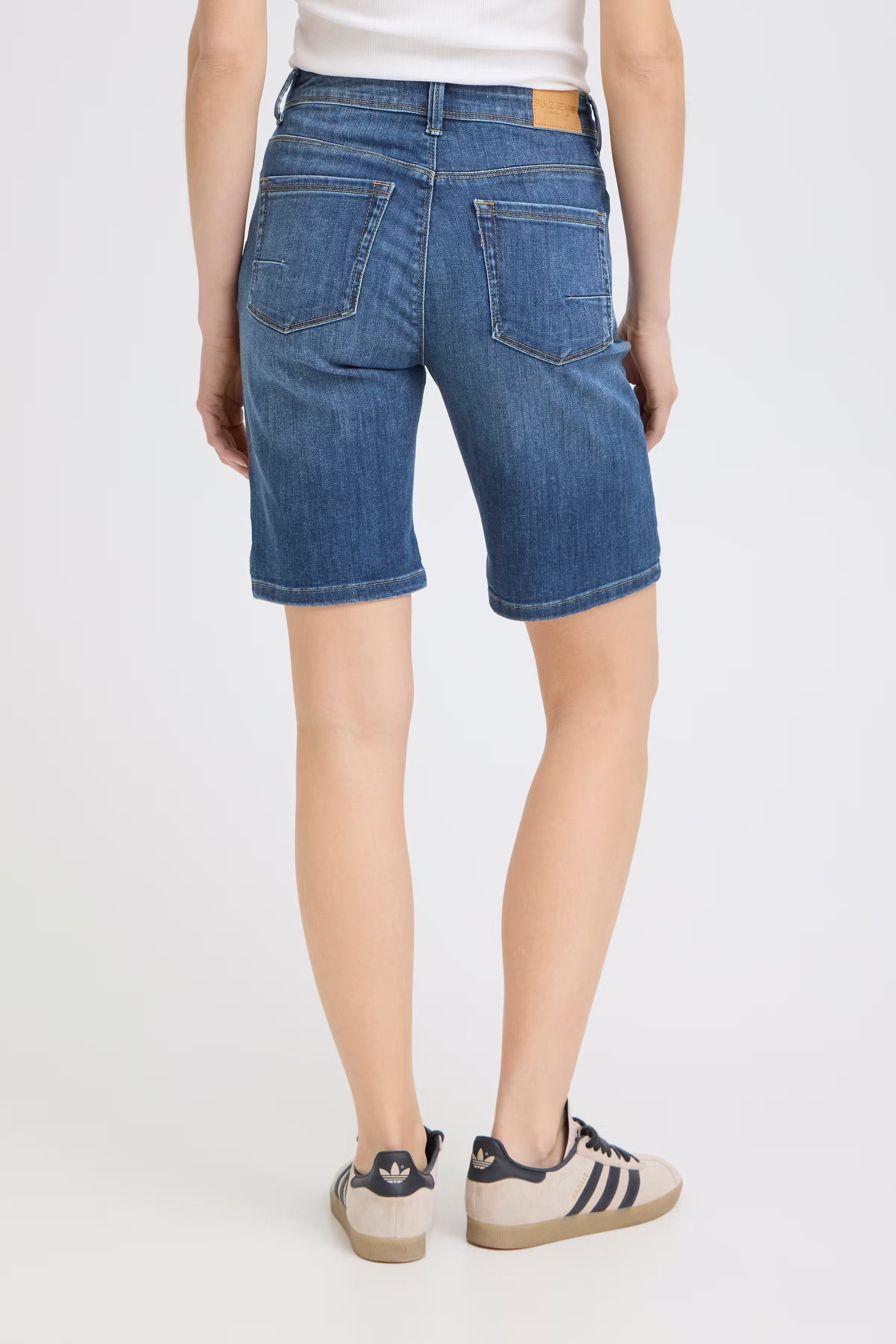 PZKAYLA Shorts LOOKBOOK BACK 50210339-200005