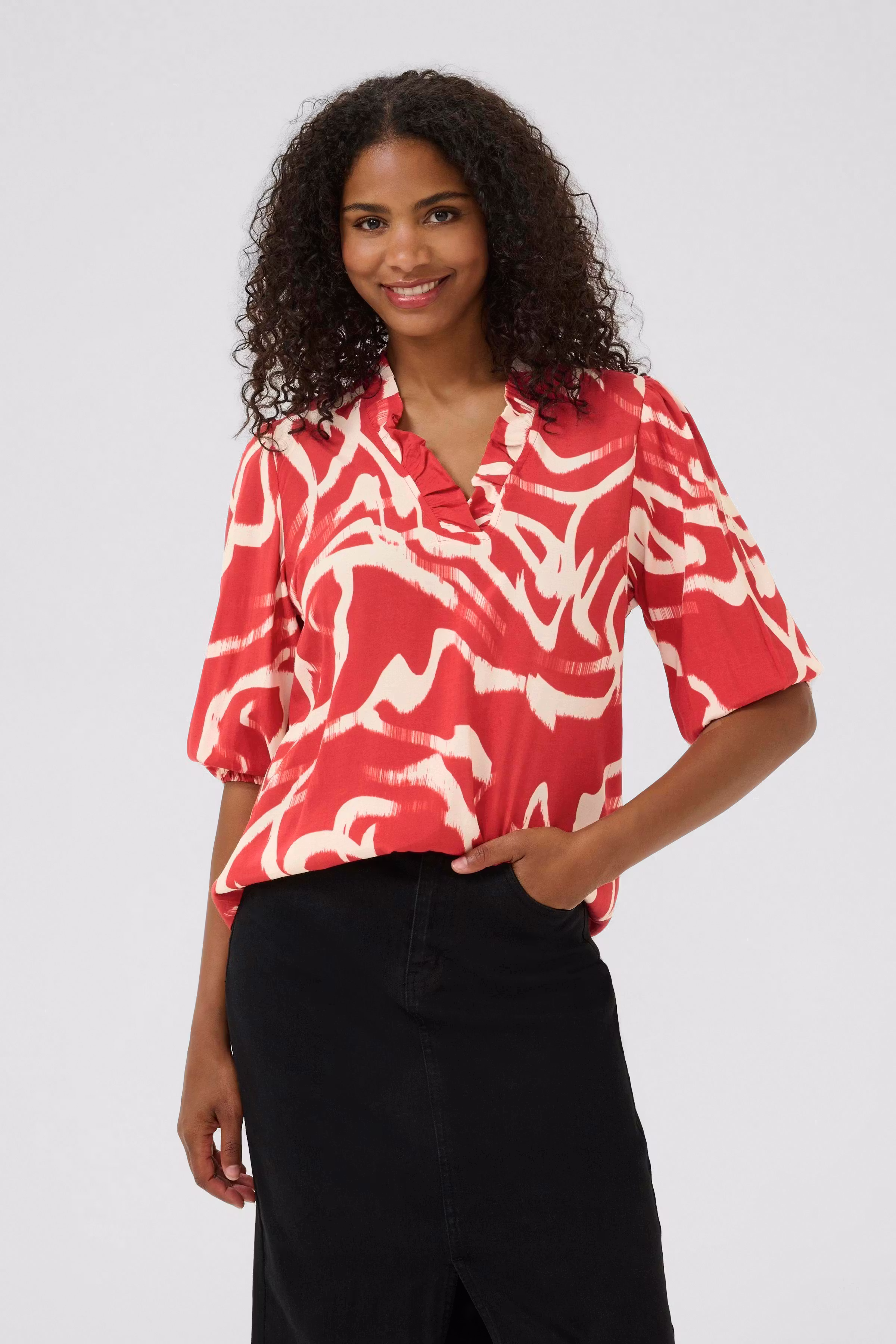 KAmartha Blouse LOOKBOOK FRONT 10510322-107924