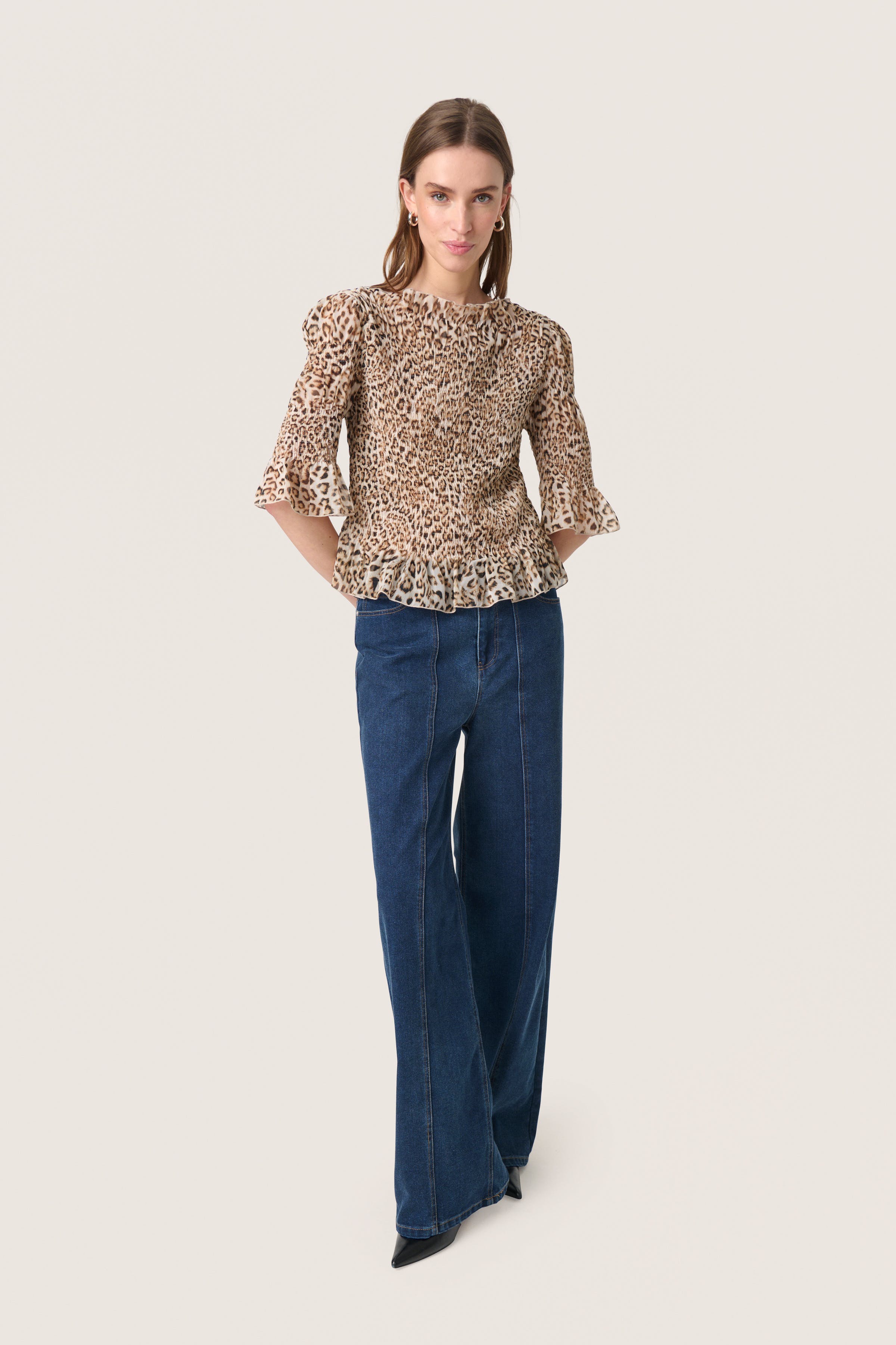 SLAnaya Bluse LOOKBOOK FRONT 30408436-303941