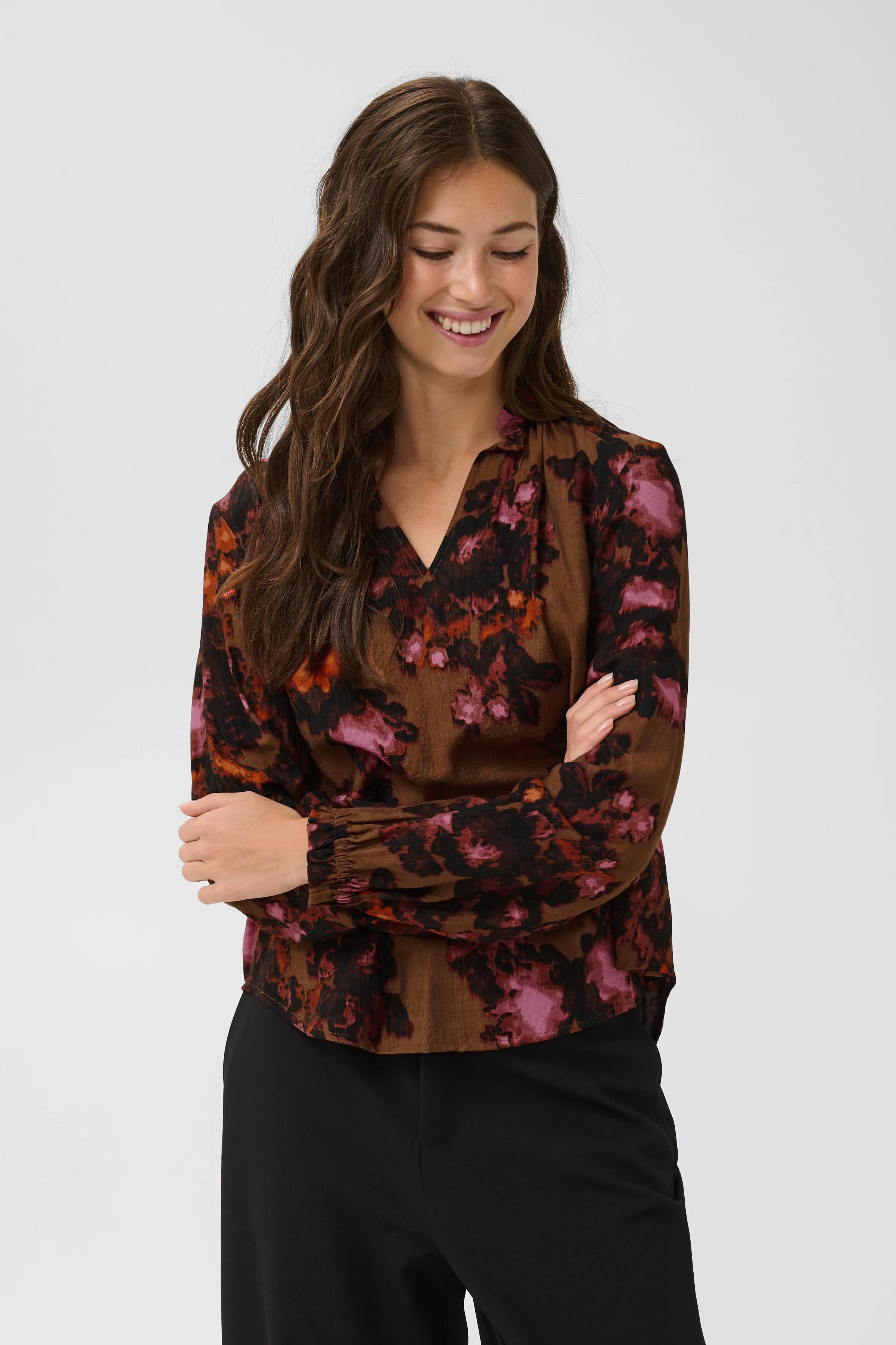 CUVIOLETTA Bluse LOOKBOOK FRONT 50114061-900014118