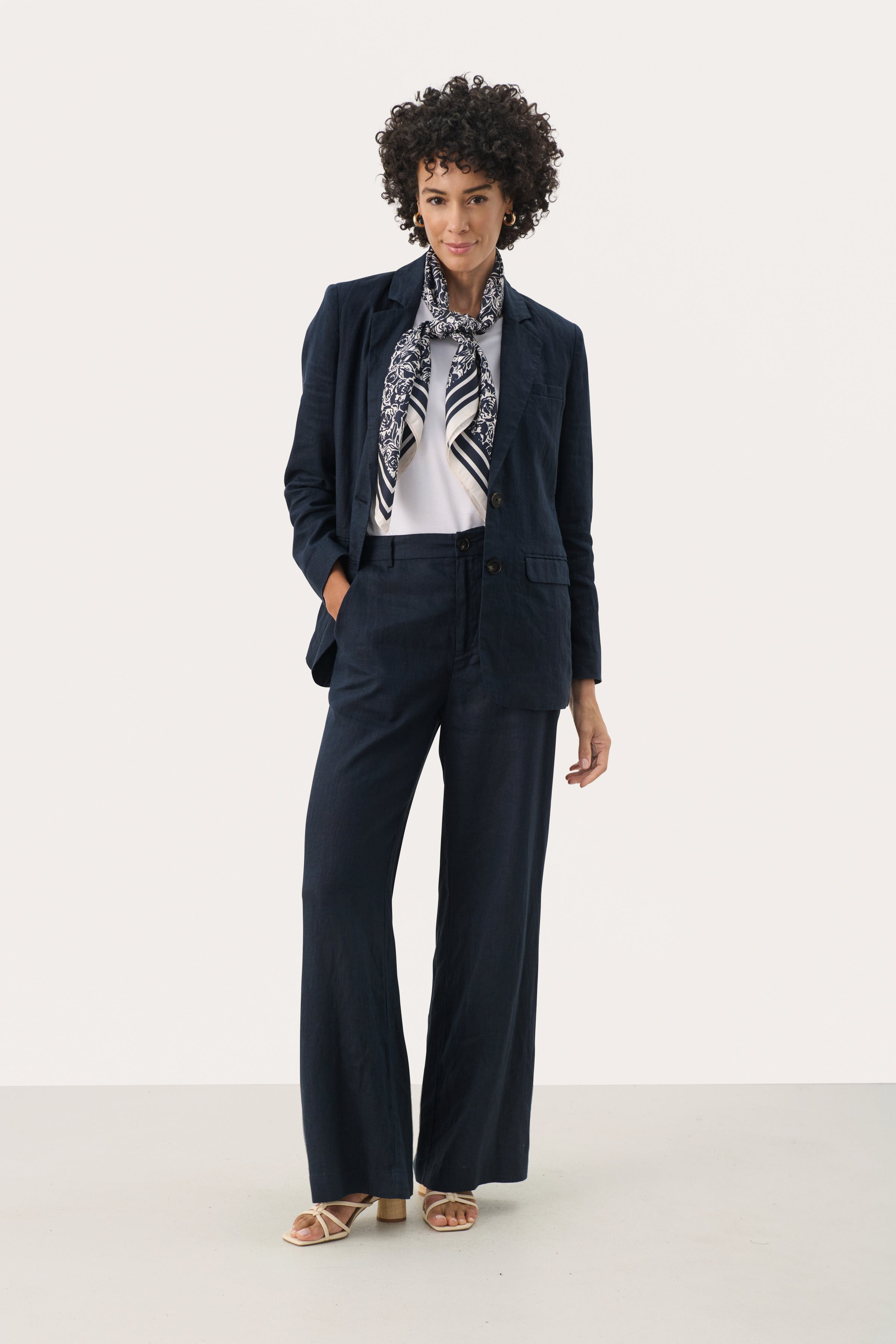 NinnesPW Hose LOOKBOOK BACK 30309564-194109