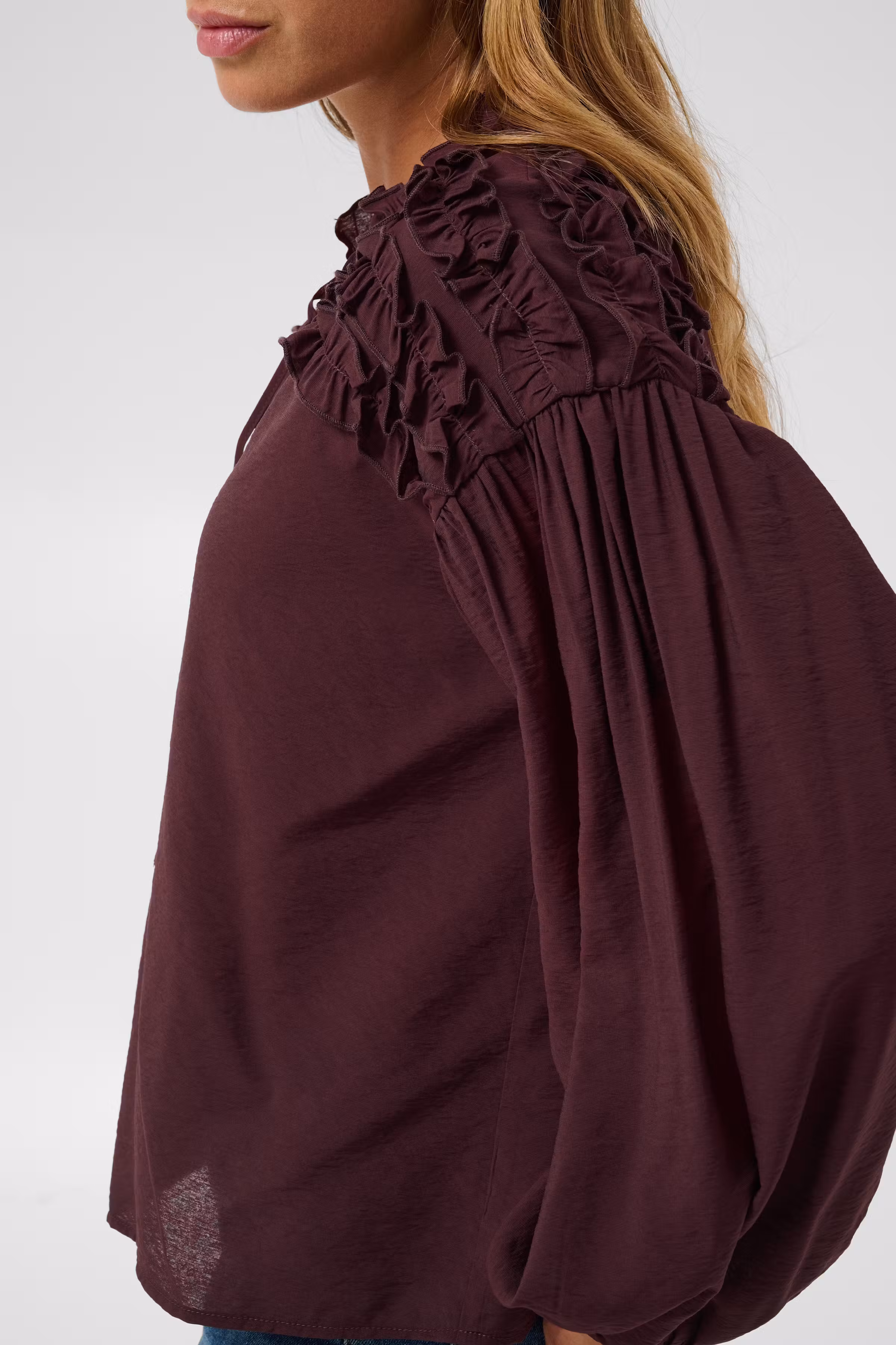 KAnicole Bluse LOOKBOOK DETAIL 10512111-191619