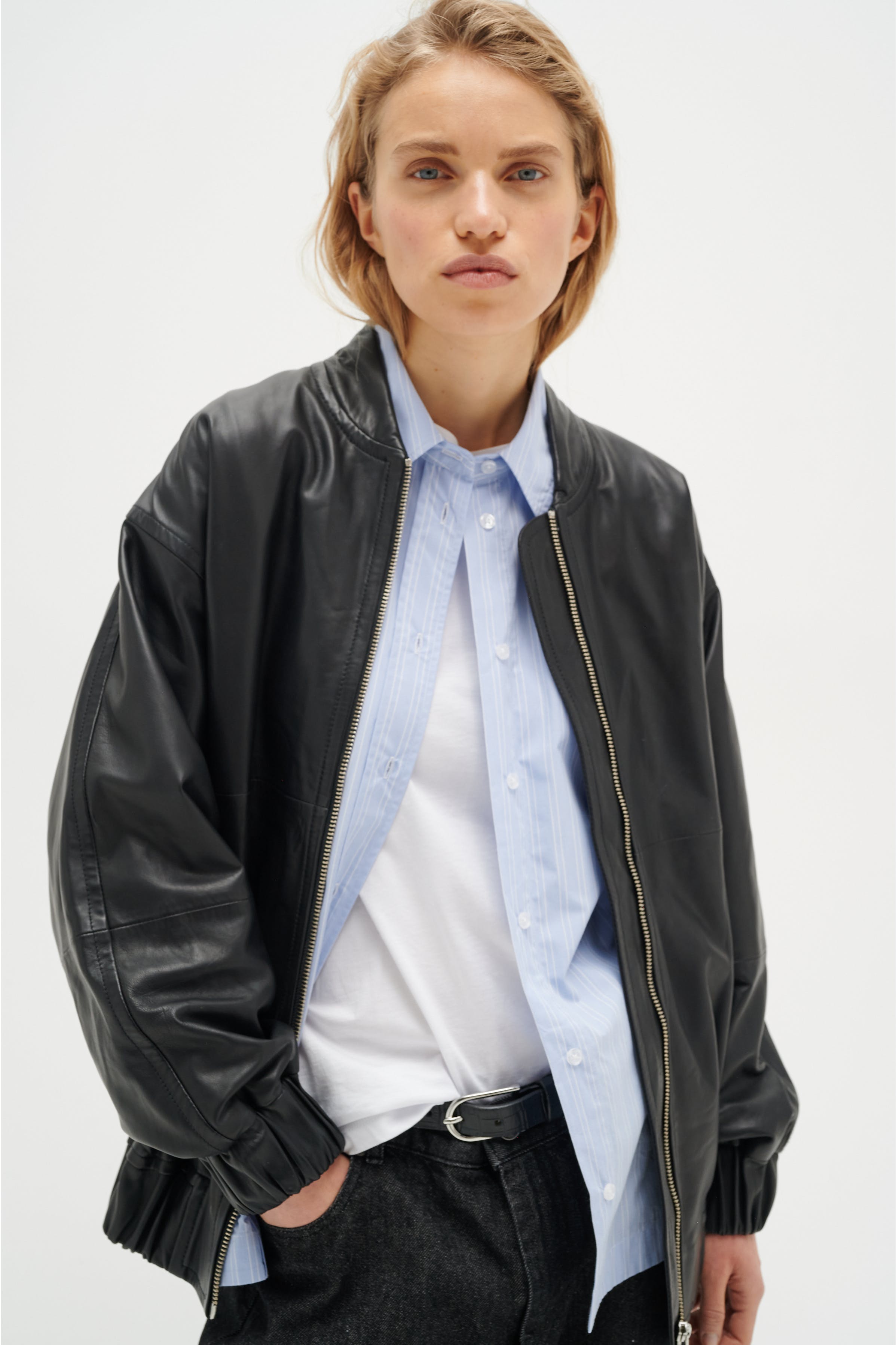 BelukaIW Læder Bomber LOOKBOOK FRONT 30108923-194008