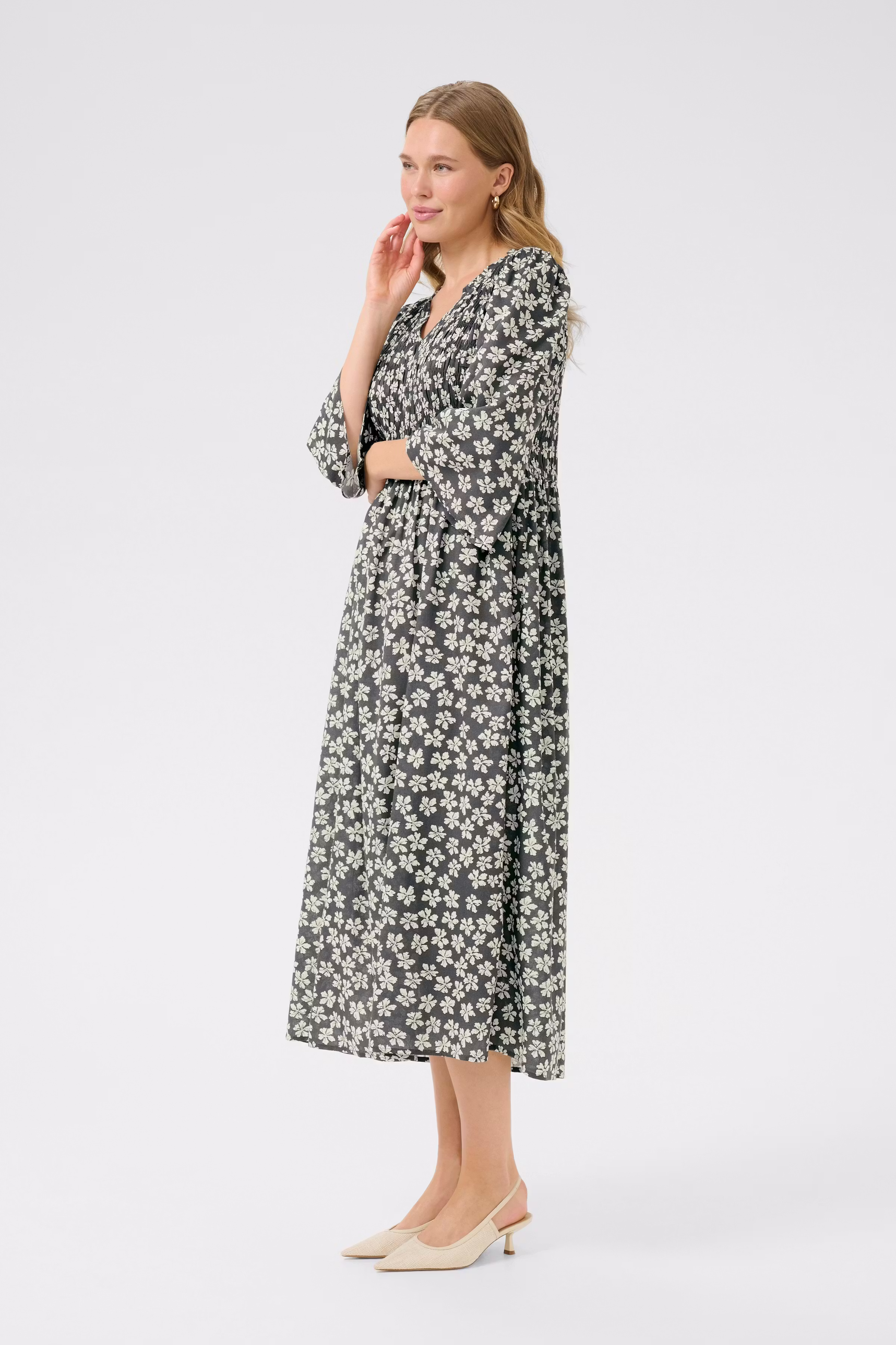 BPviolet Kleid LOOKBOOK FRONT 10590864-107577B