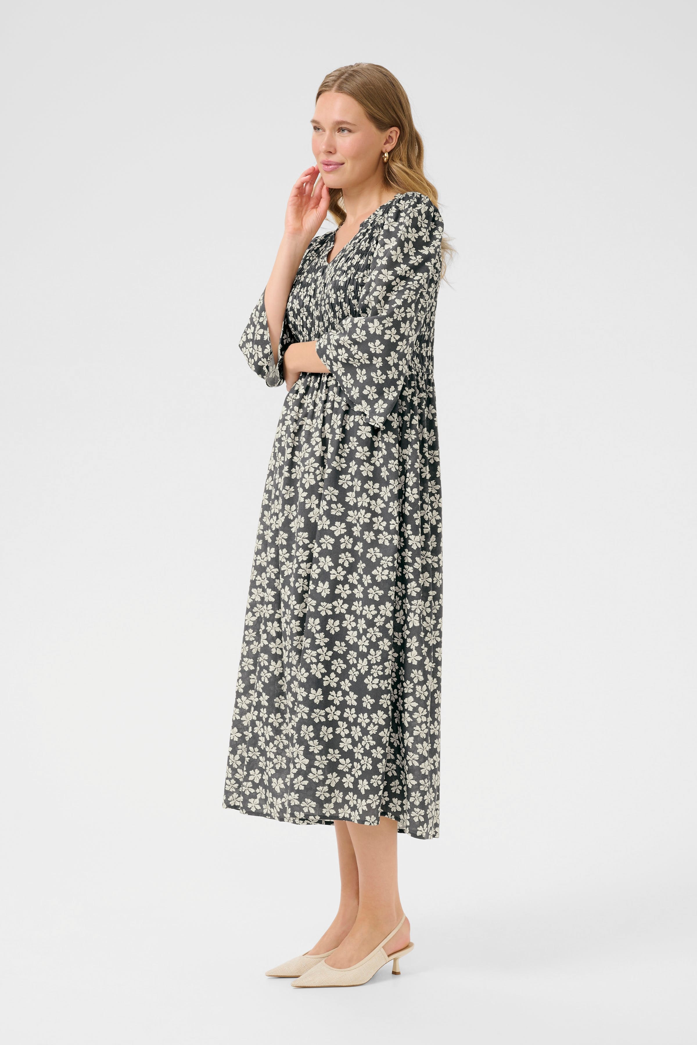 BPviolet Kjole LOOKBOOK FRONT 10590864-107577B