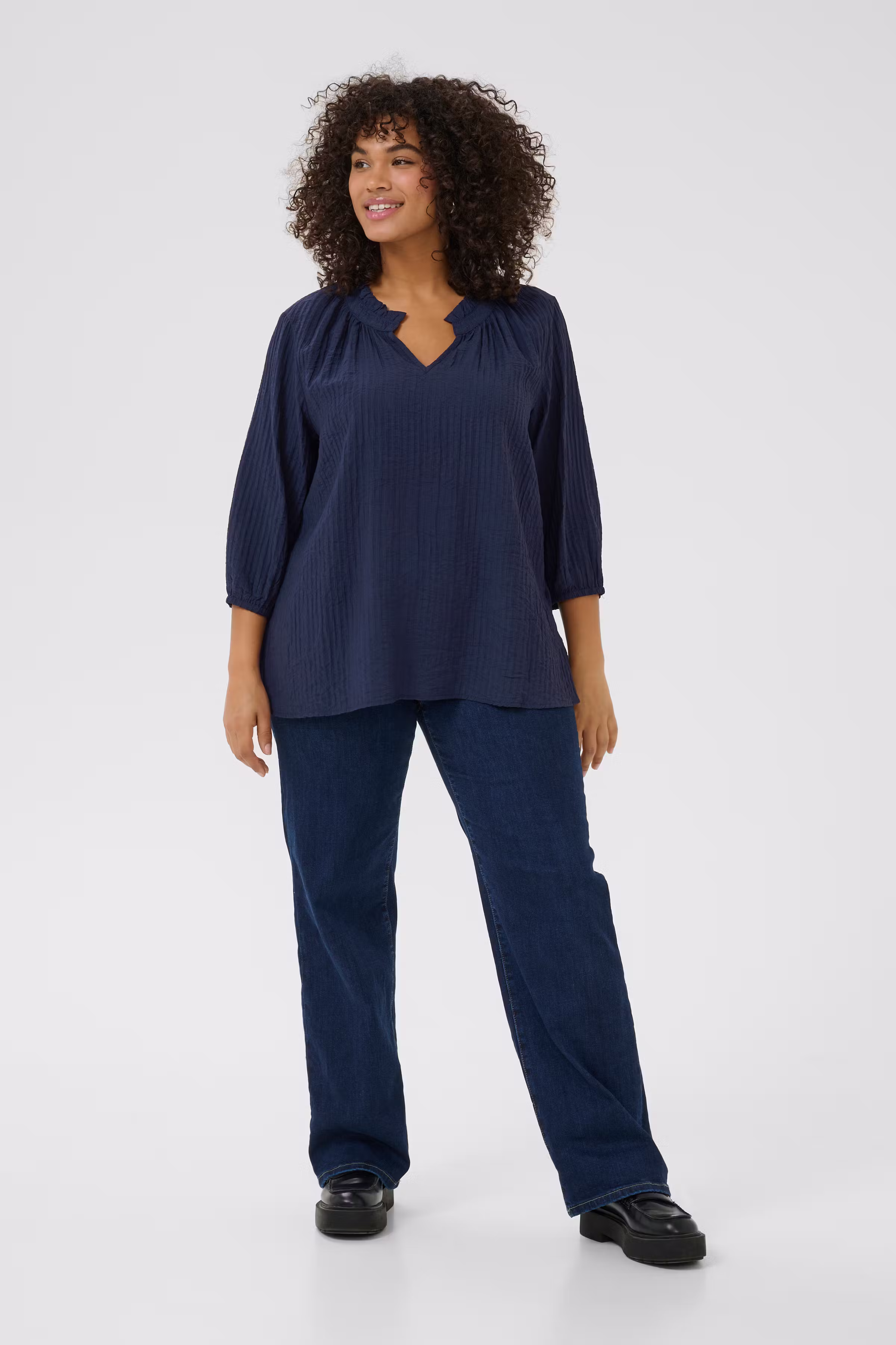 KClean Bluse LOOKBOOK FRONT 10583325-194020