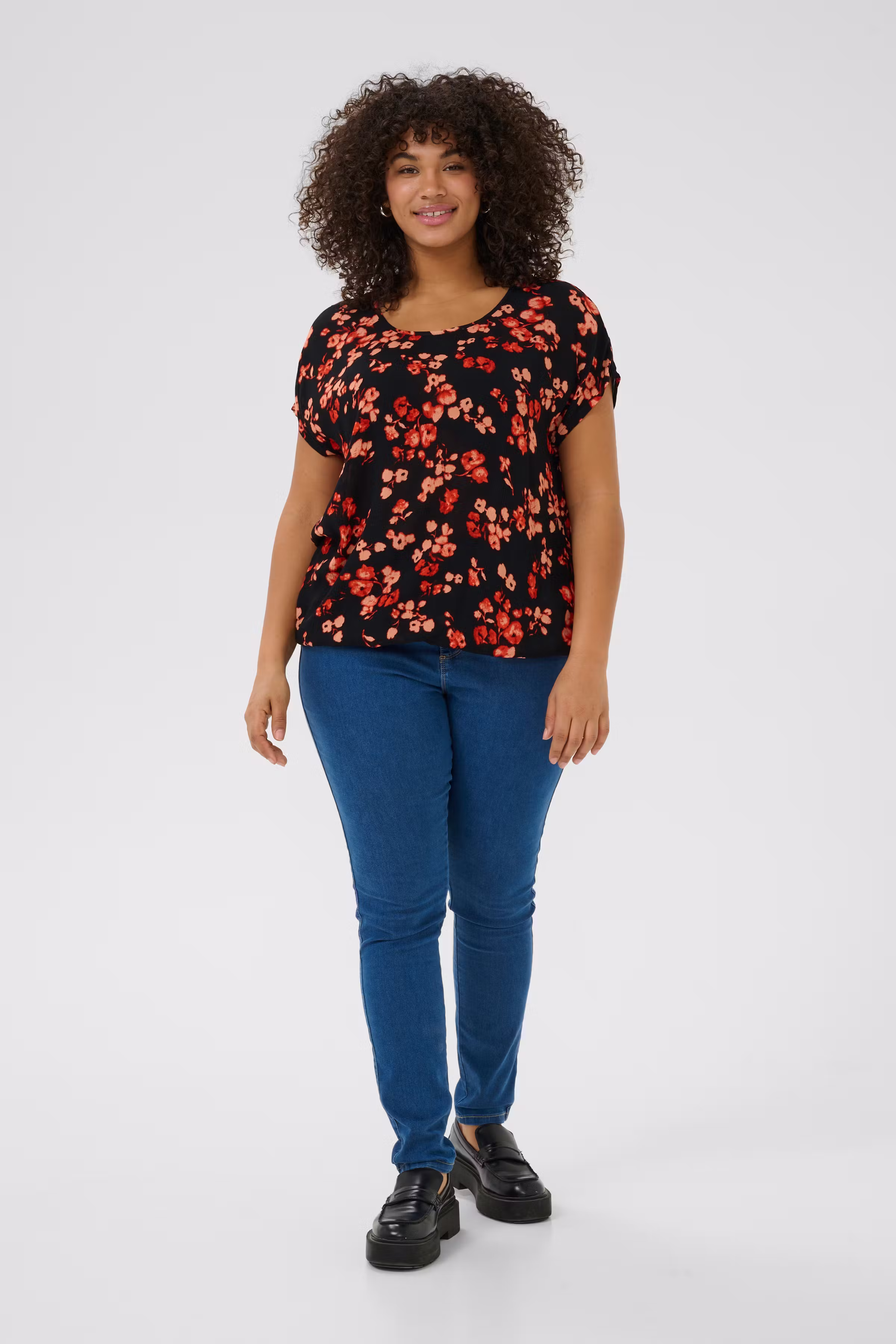 KCami Bluse LOOKBOOK FRONT 10582027-107786