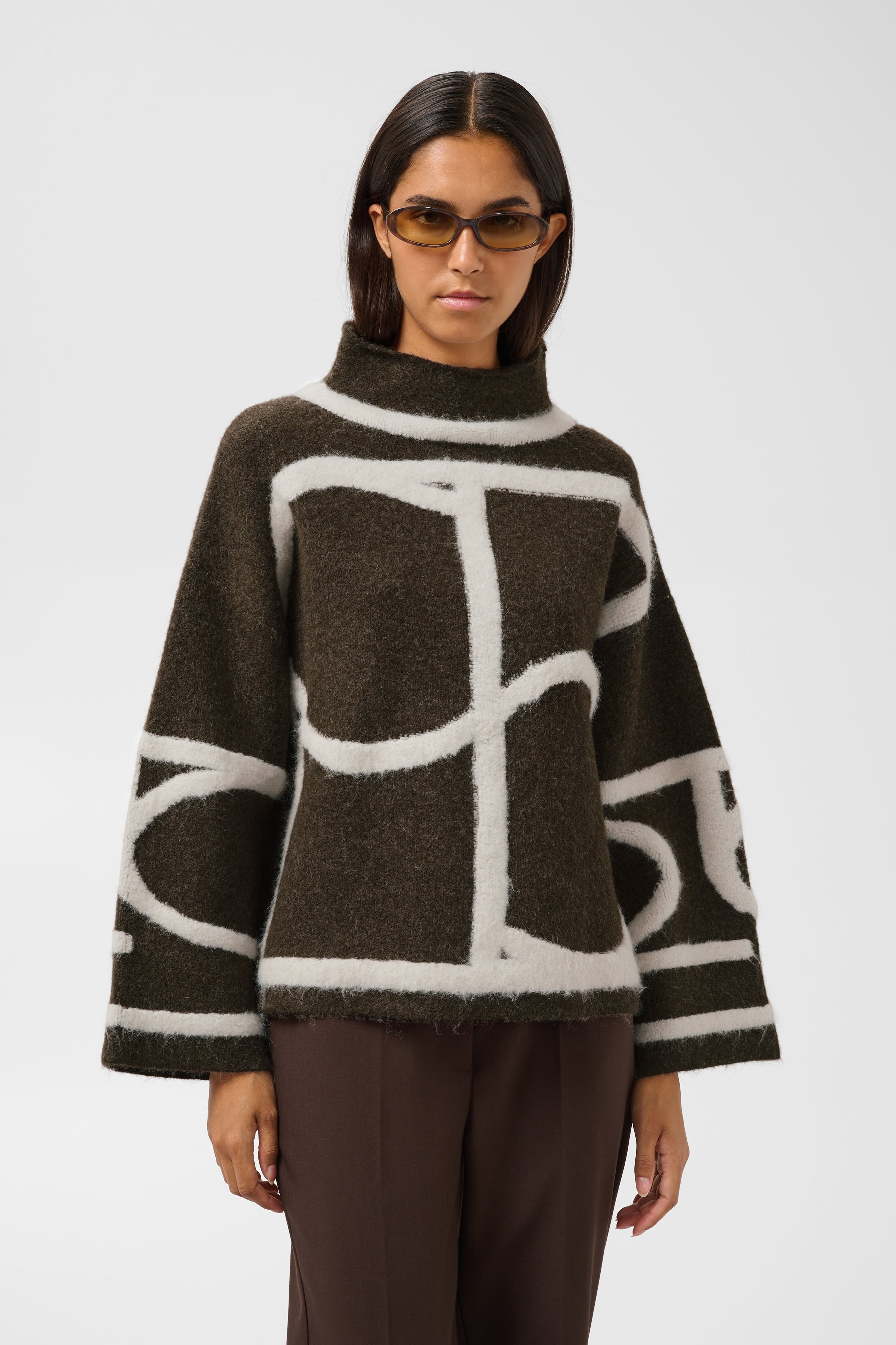 SLSorea Pullover LOOKBOOK FRONT 30408778-305625
