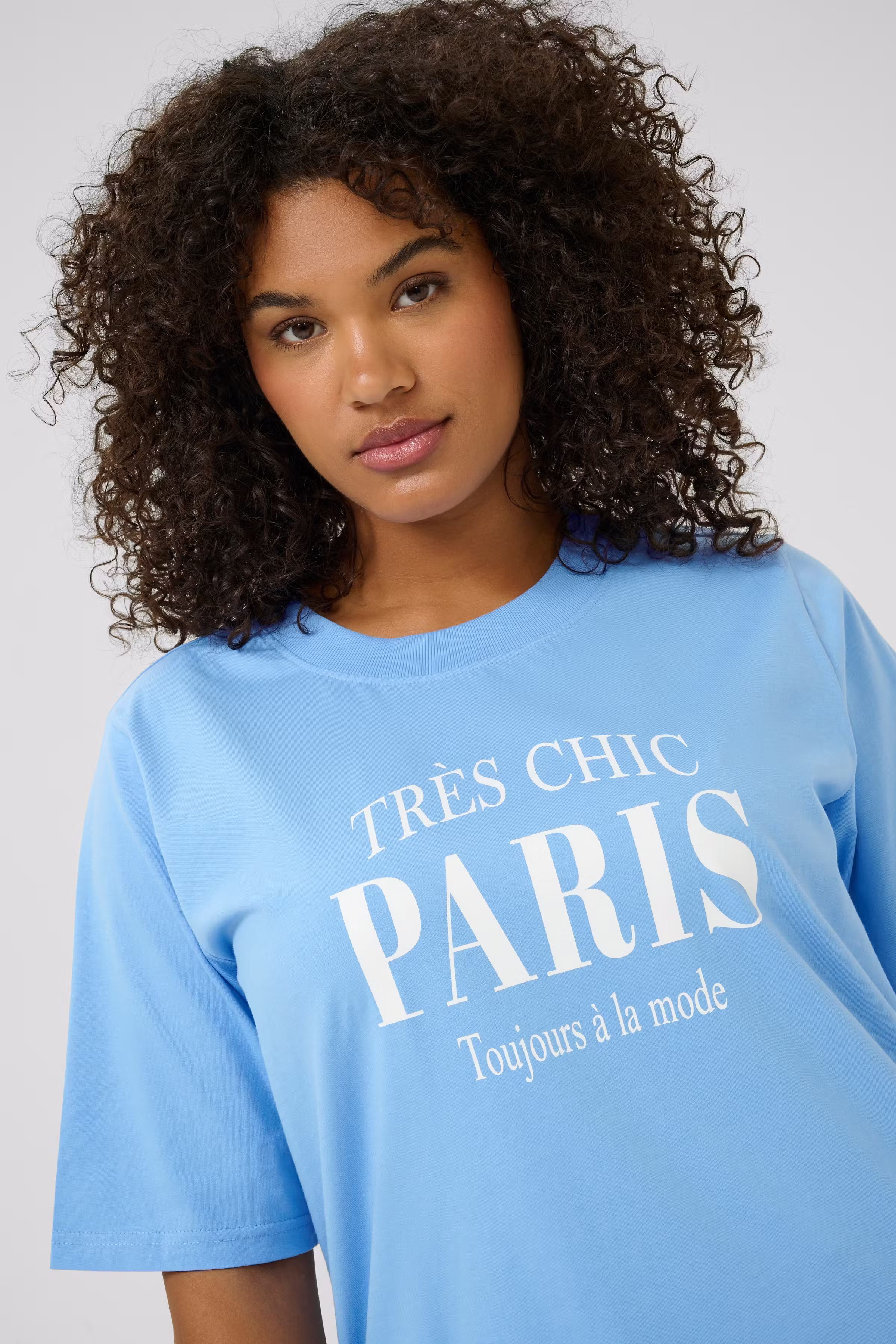 KCfrey T-shirt LOOKBOOK DETAIL 10583724-108423