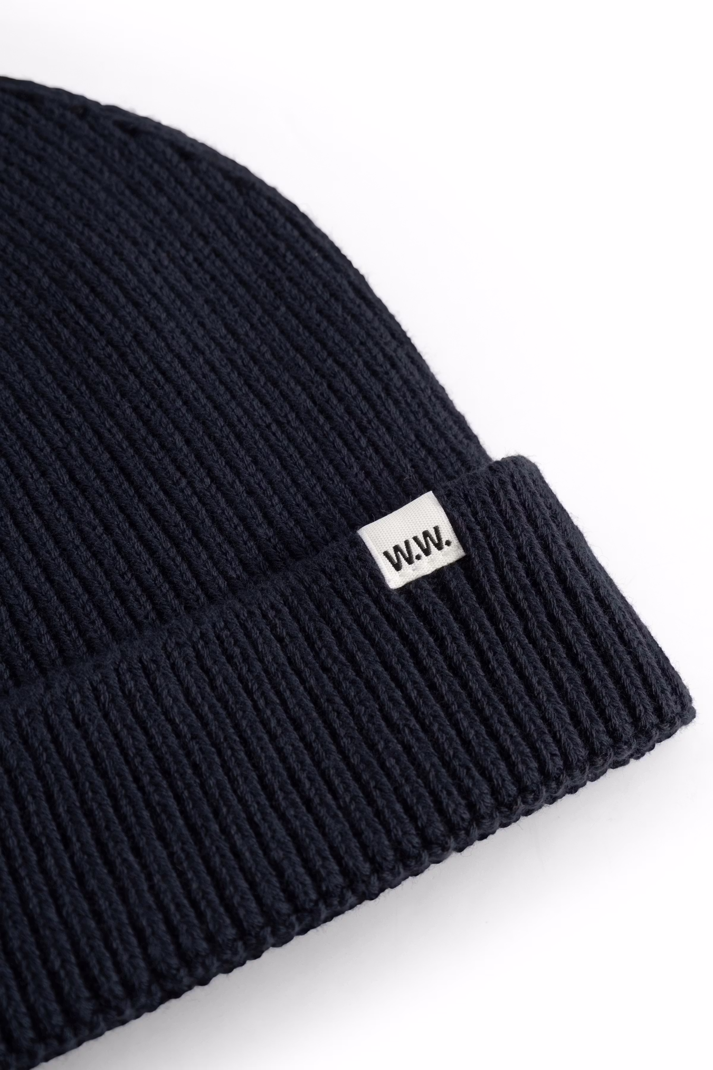 WWEddie beanie PACK DETAIL 30251647-194011