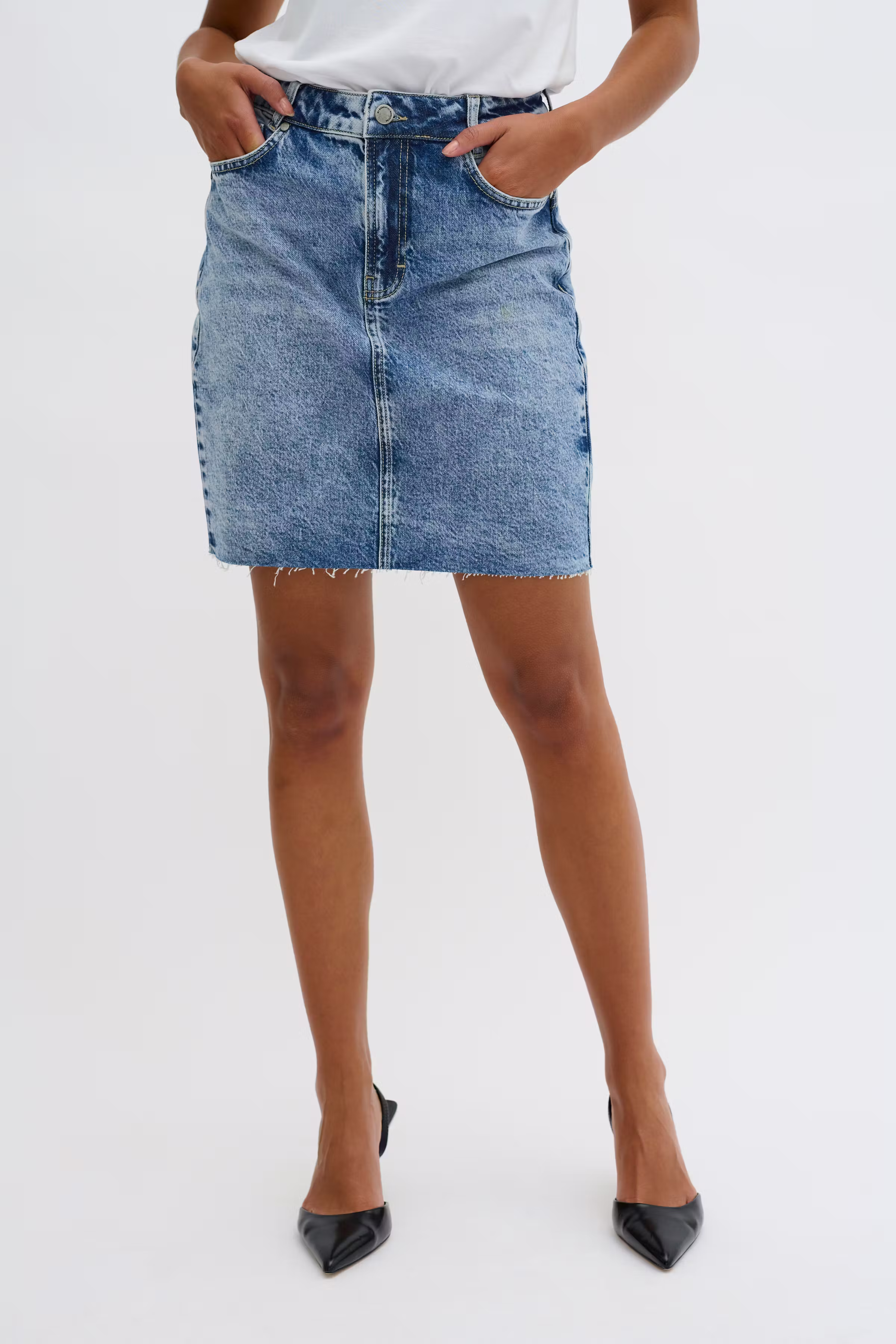 TusaMW Skirt LOOKBOOK FRONT 10704439-100053