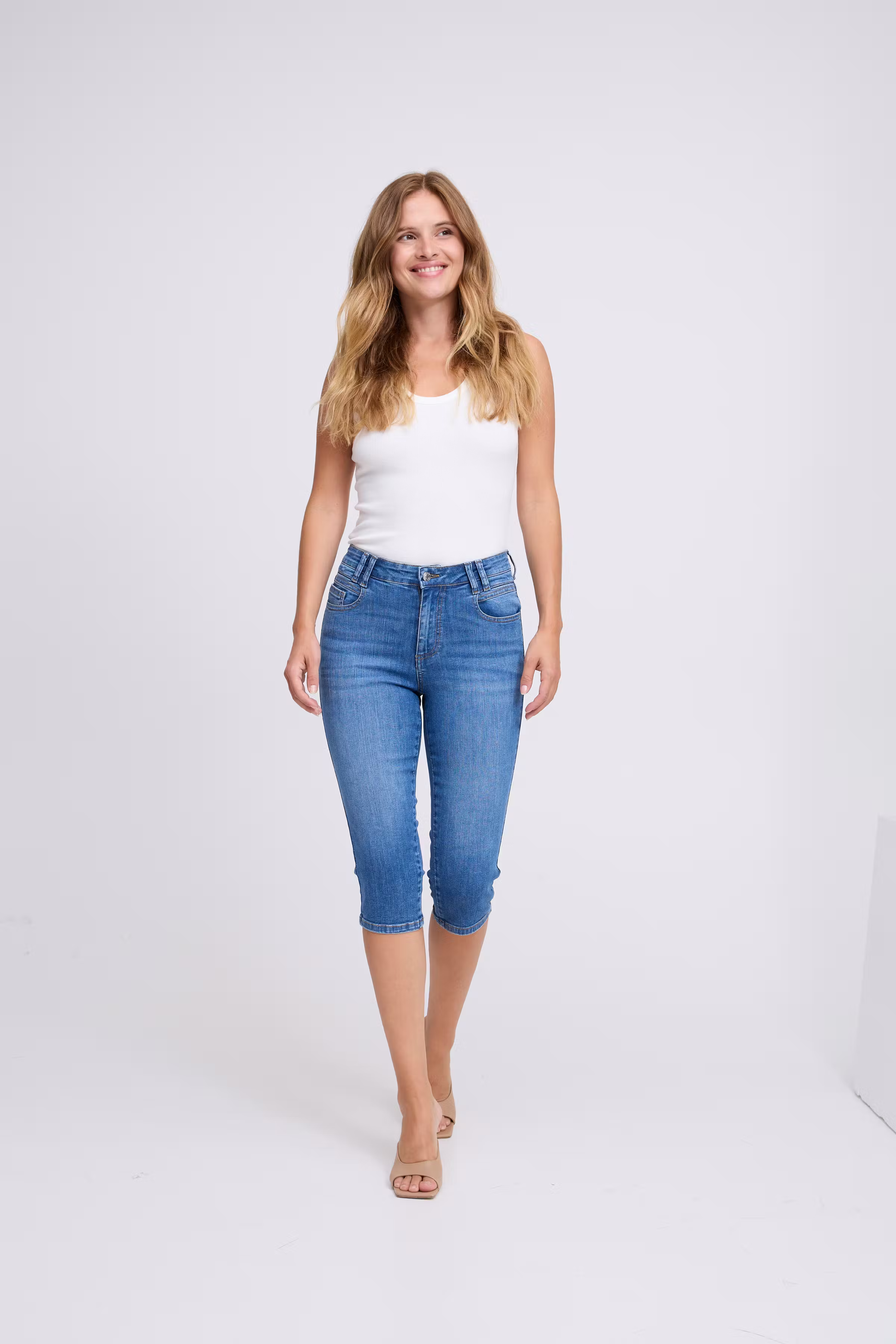 PZKATJA HW CAPRI LOCATION NONE 50208245-200005