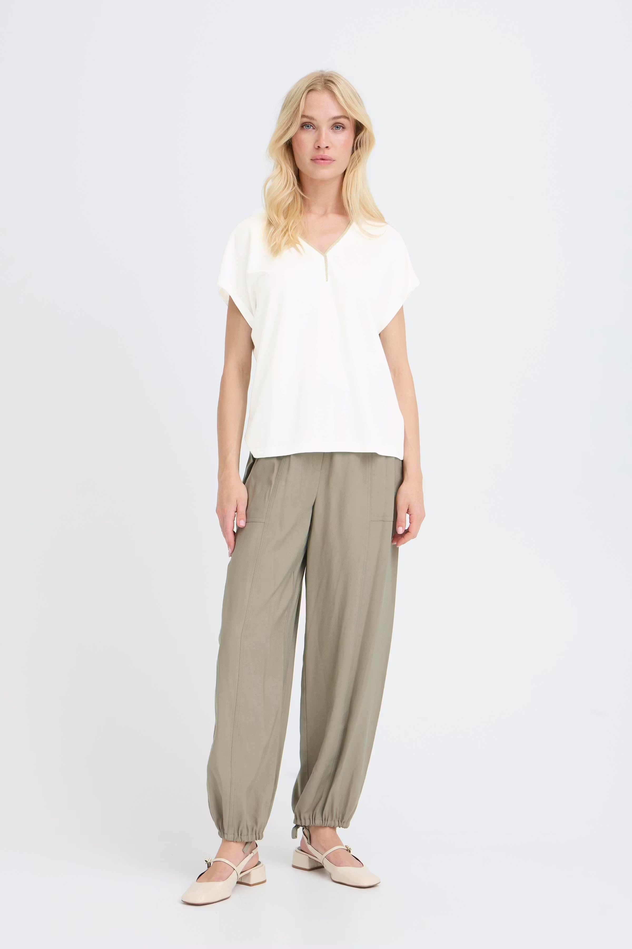 BYPAREESA T-shirt LOOKBOOK FRONT 20818418-114300