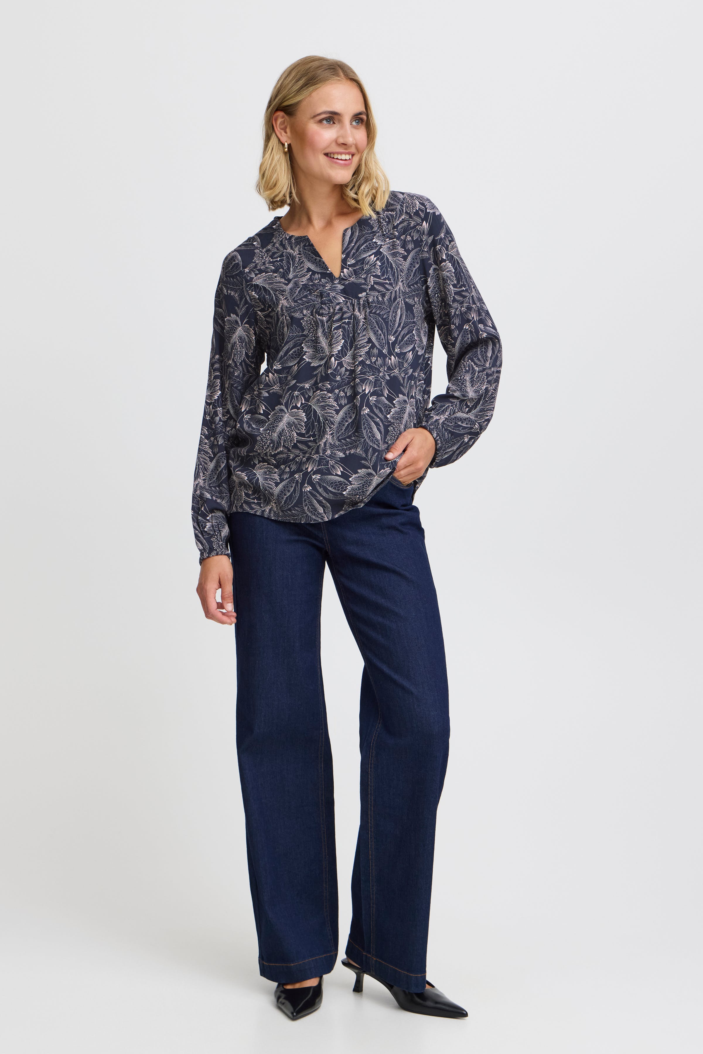 FRKIKI Blus LOOKBOOK FRONT 20615400-204046