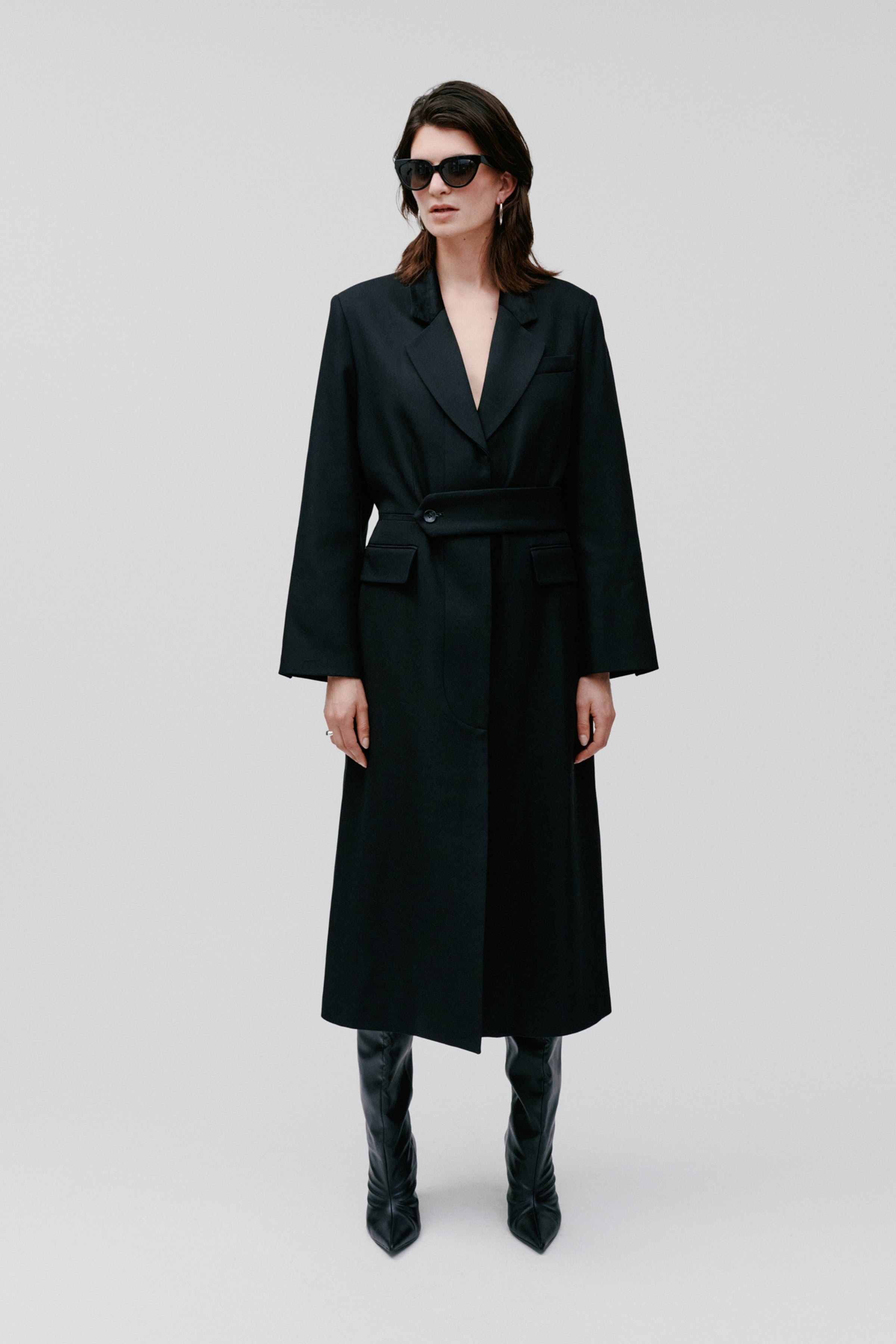 CORI Blazer LOOKBOOK FRONT 30699150-BK999