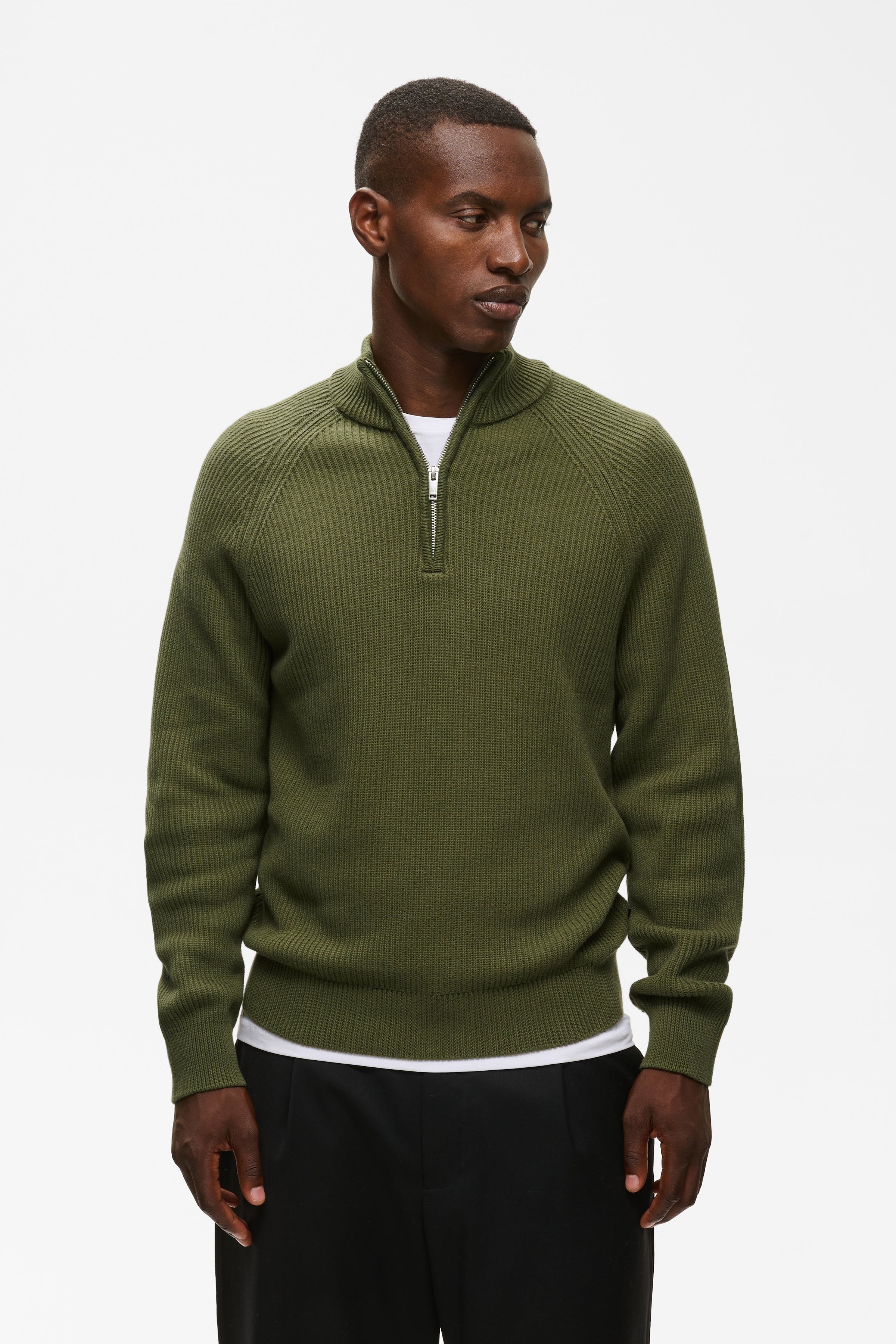 MAhellson Pullover LOOKBOOK FRONT 30209400-190515