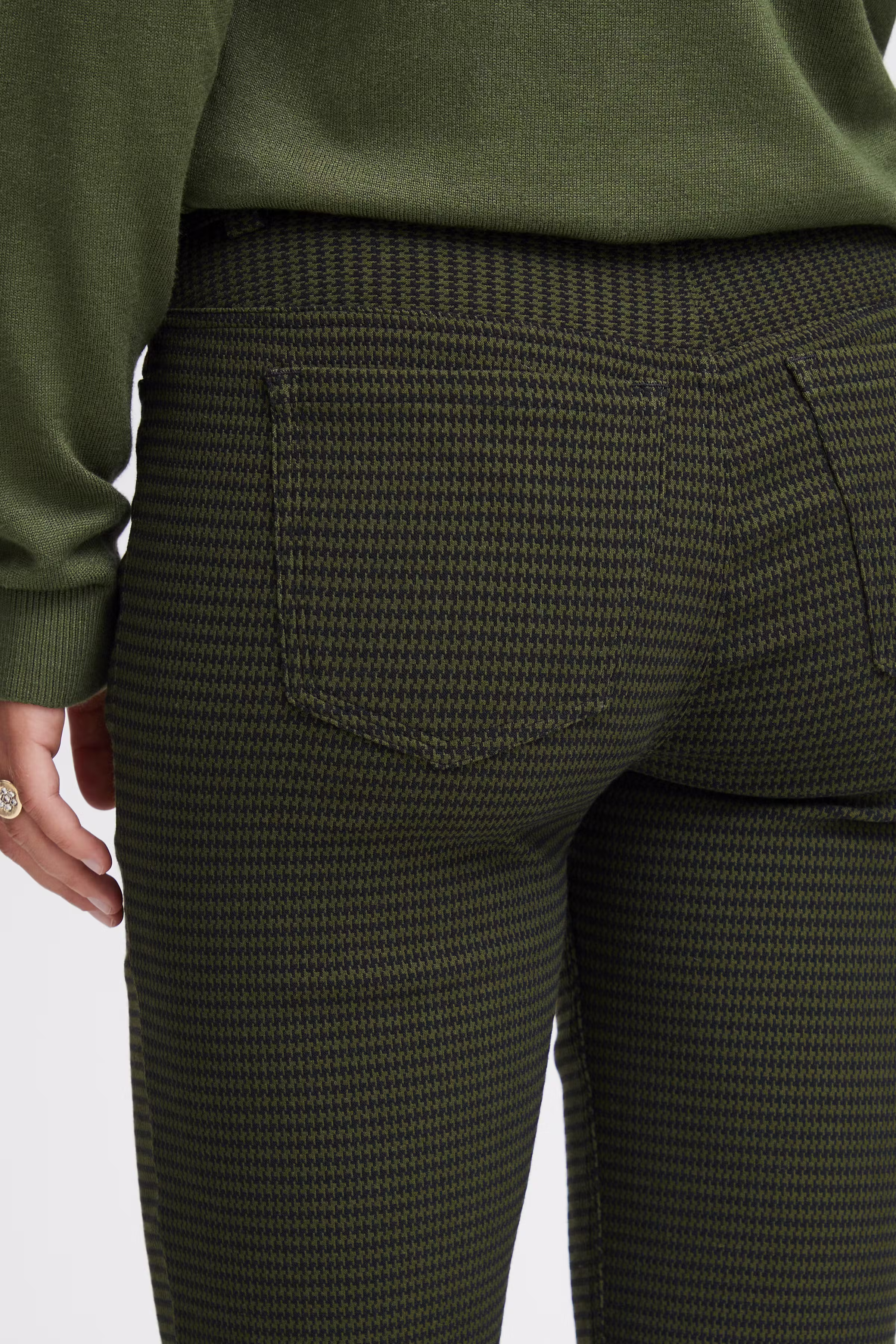 FRMILLA Hose LOOKBOOK DETAIL 20612929-202350