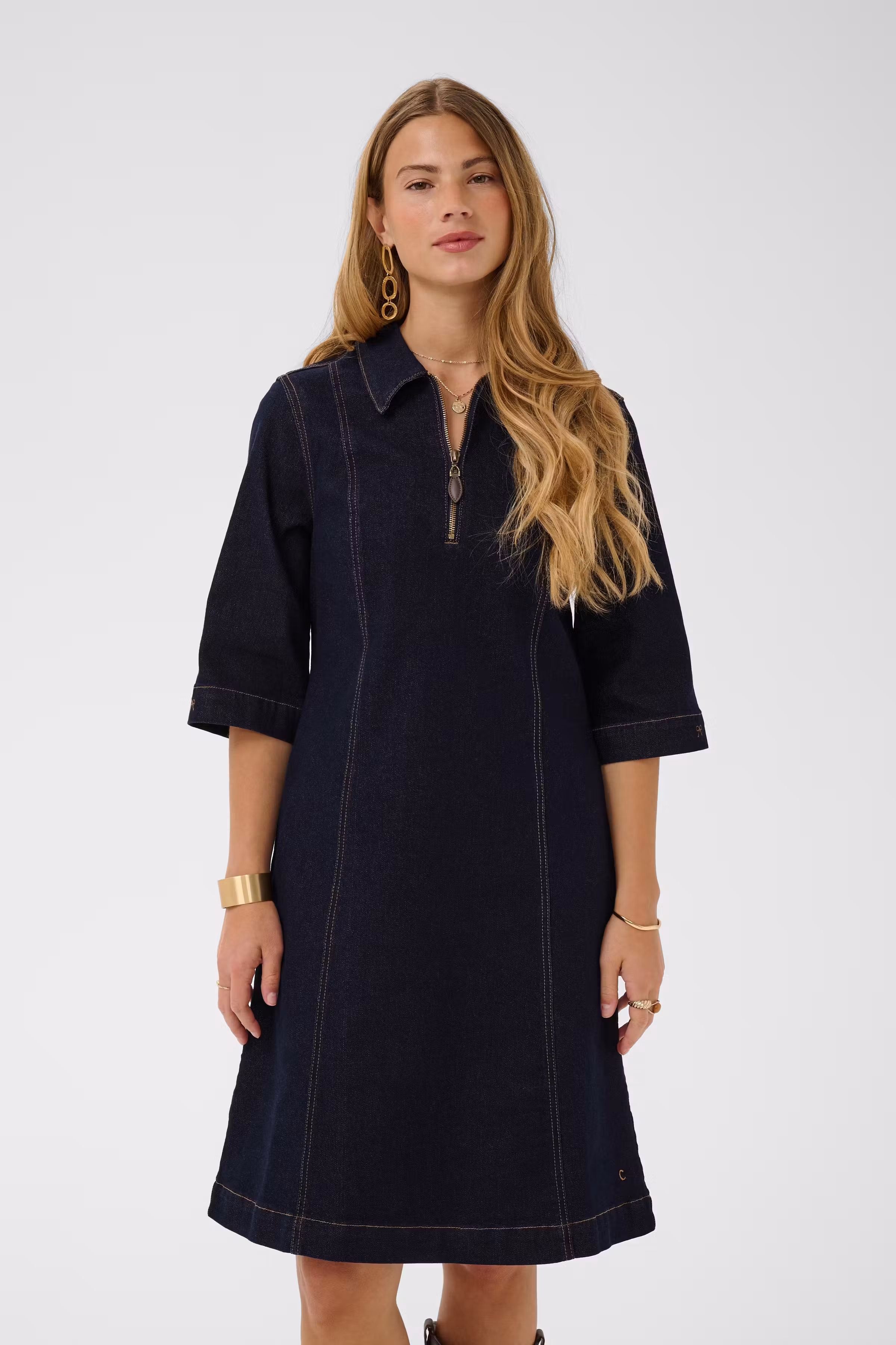 5715752543488 Kjole LOOKBOOK FRONT 10615387-108126