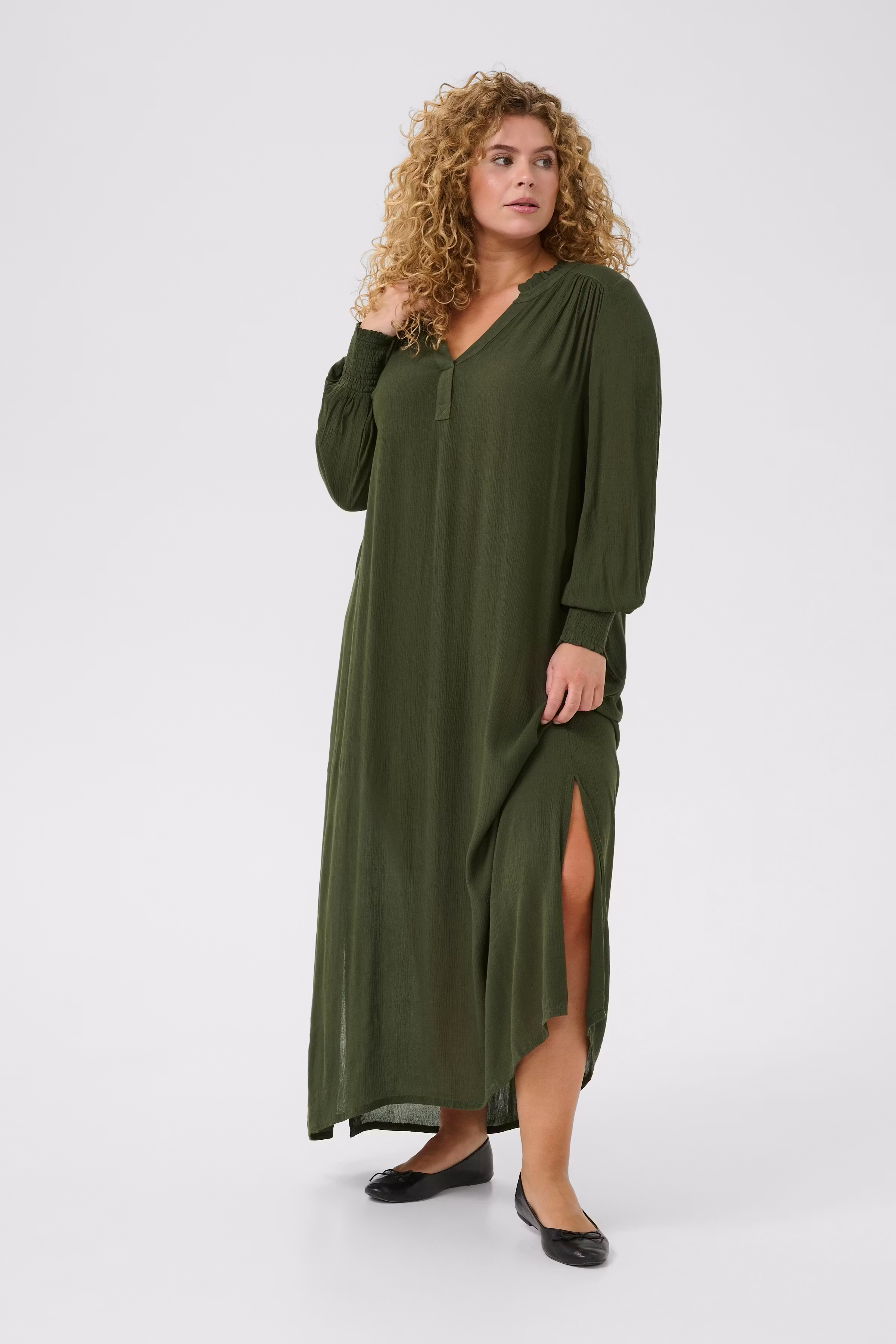 KCmiriam Klänning LOOKBOOK FRONT 10581690-190414