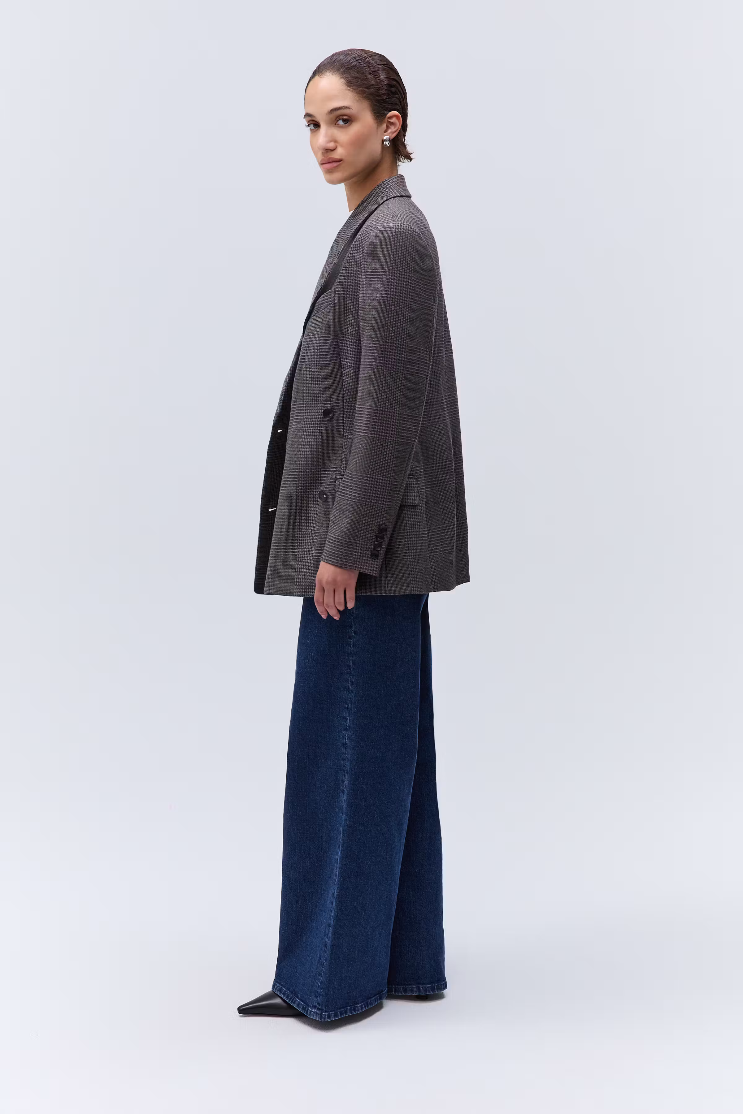 IOJunia Blazer LOOKBOOK FRONT 30600054-MC1999