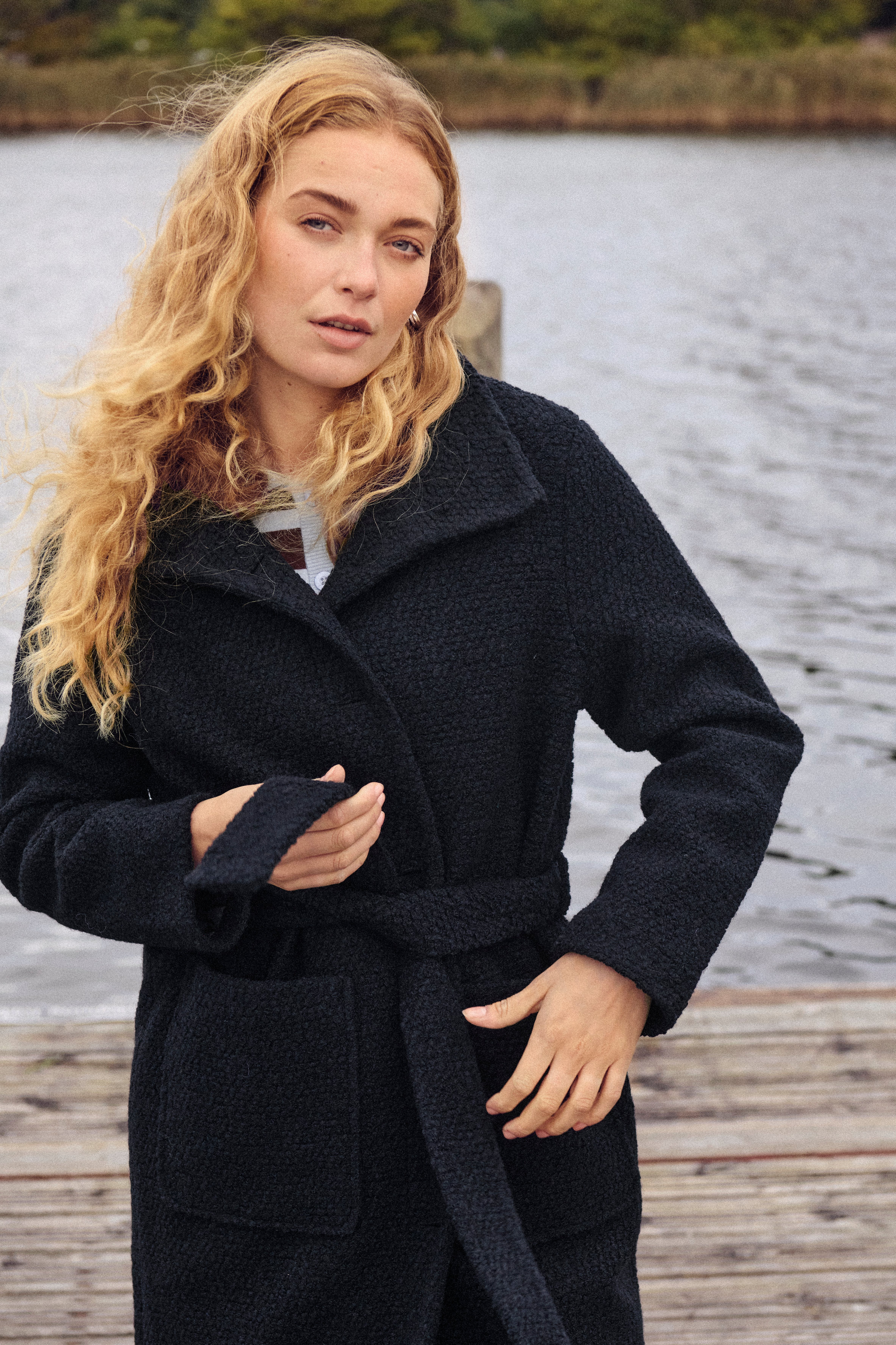 FerddySZ Coat LOCATION NONE 30514136-193911