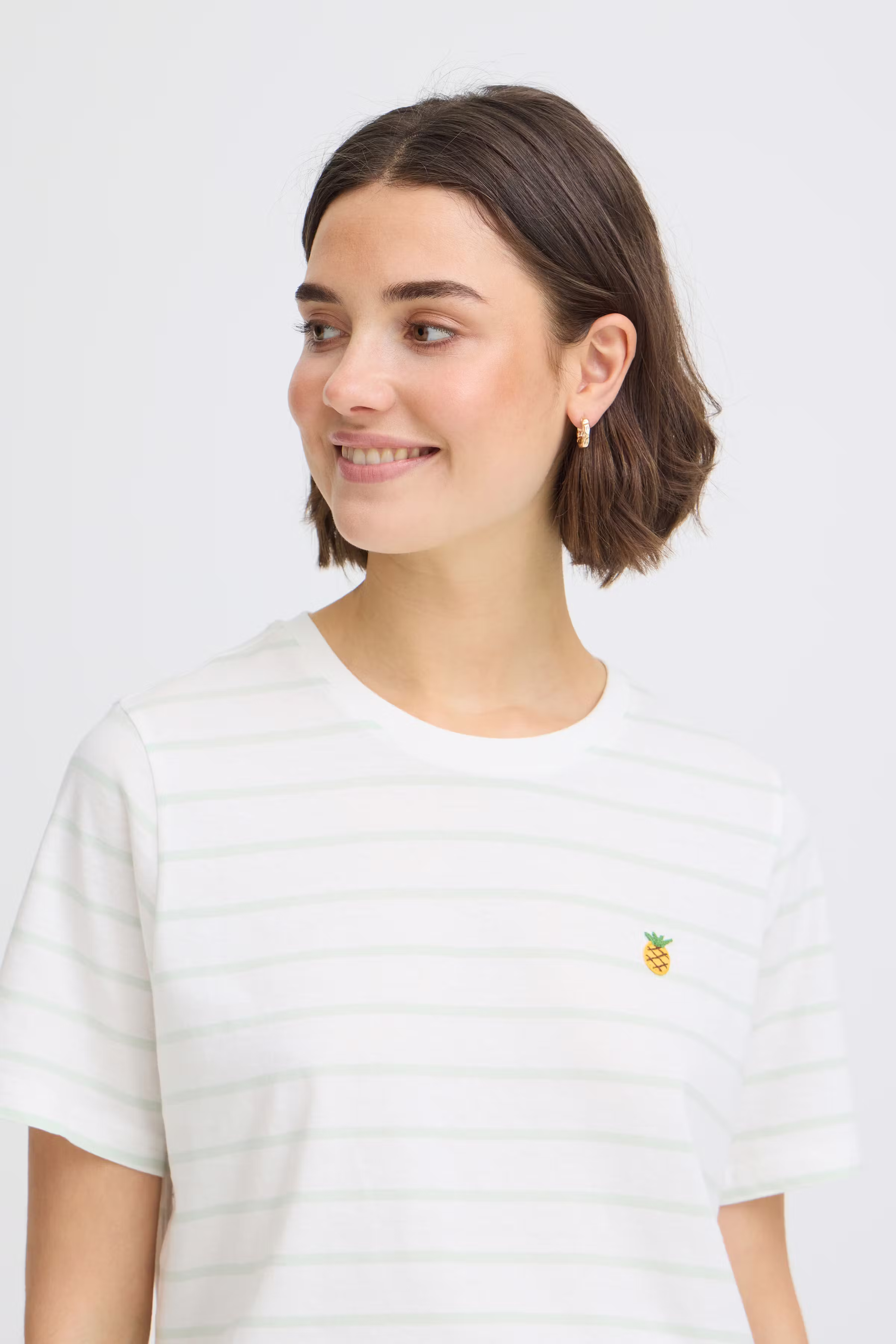 FRTIANA T-shirt LOOKBOOK DETAIL 20617765-900008409