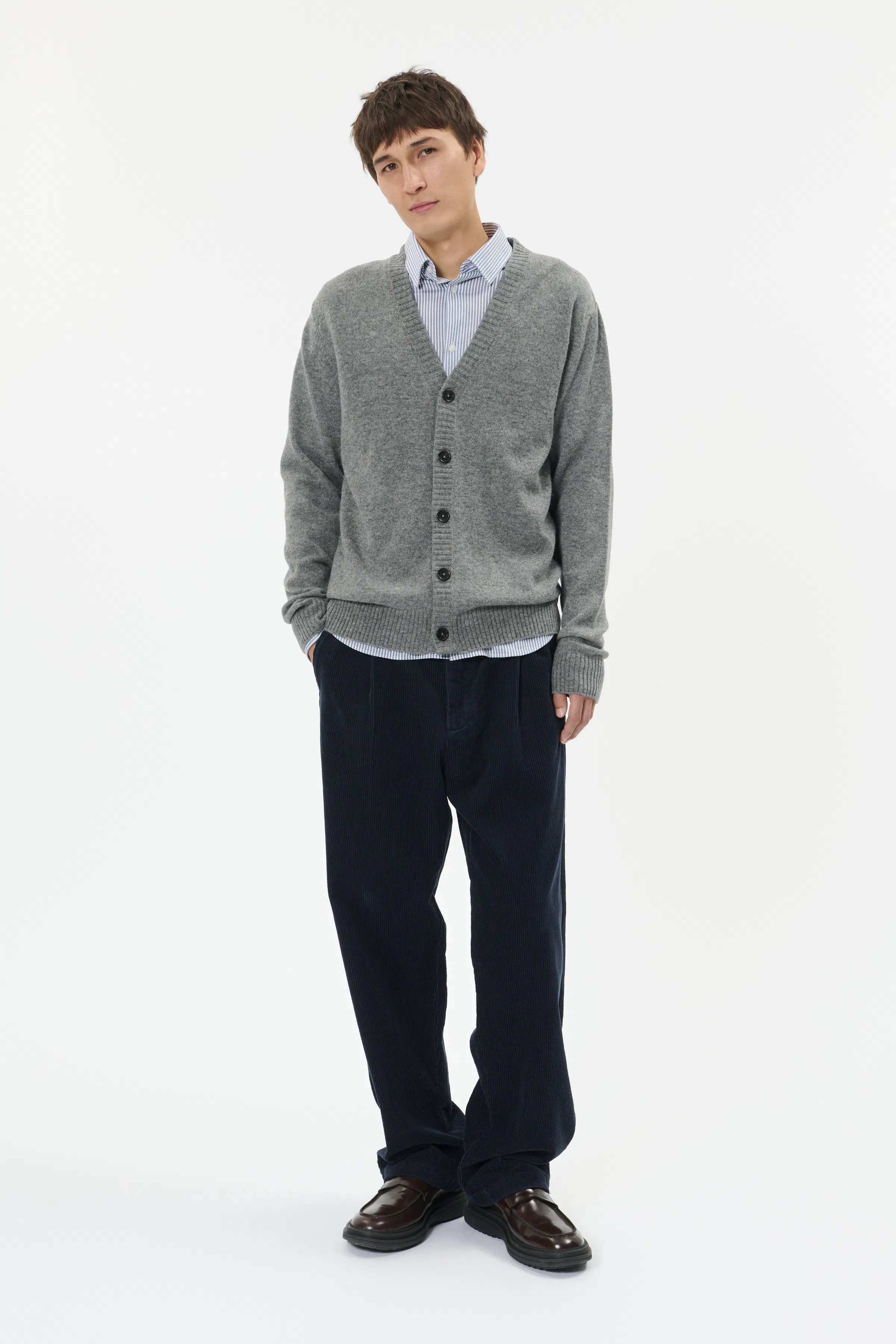 MAalpin Cardigan LOOKBOOK FRONT 30208827-300271
