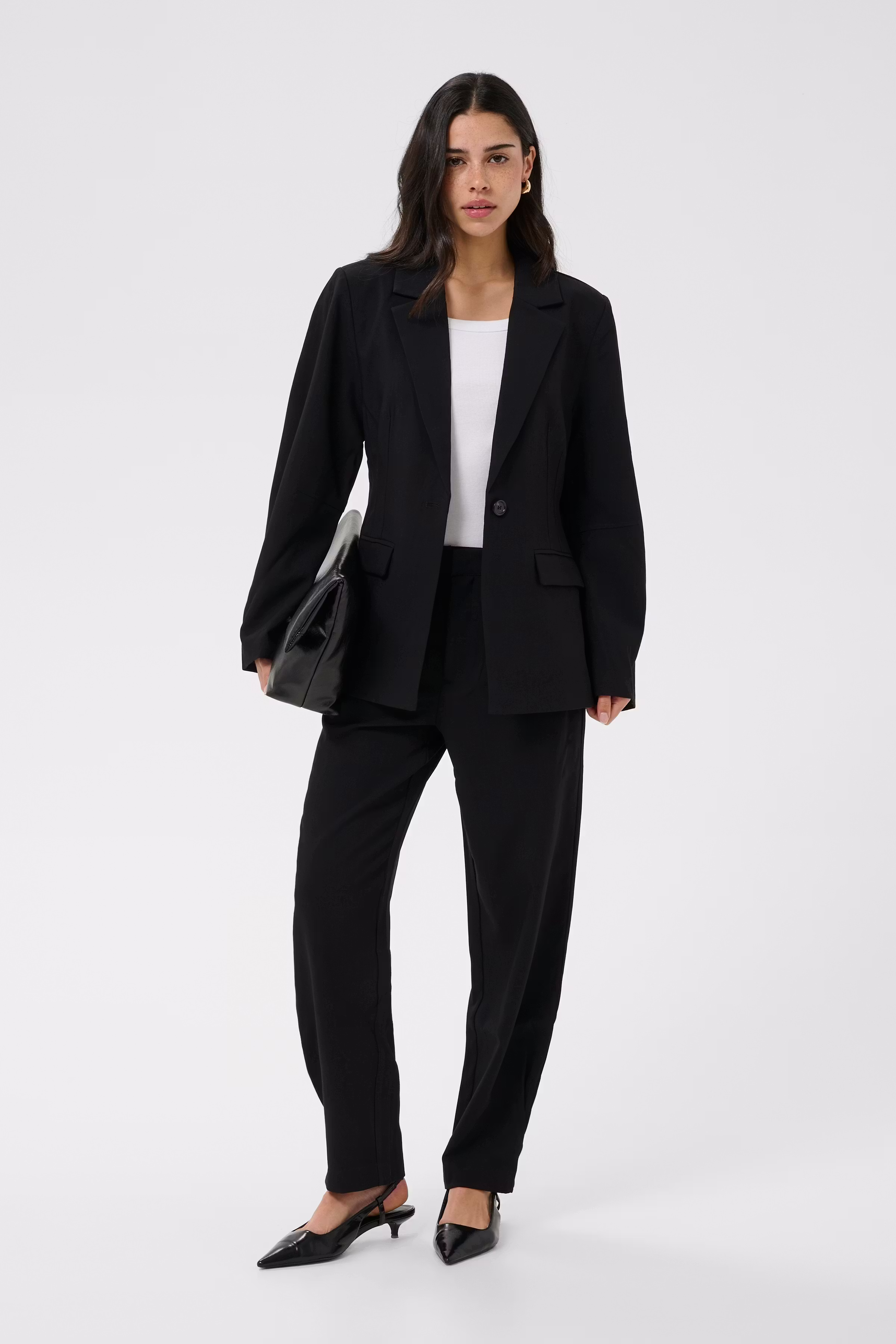 KAhella Blazer LOOKBOOK FRONT 10511449-100121