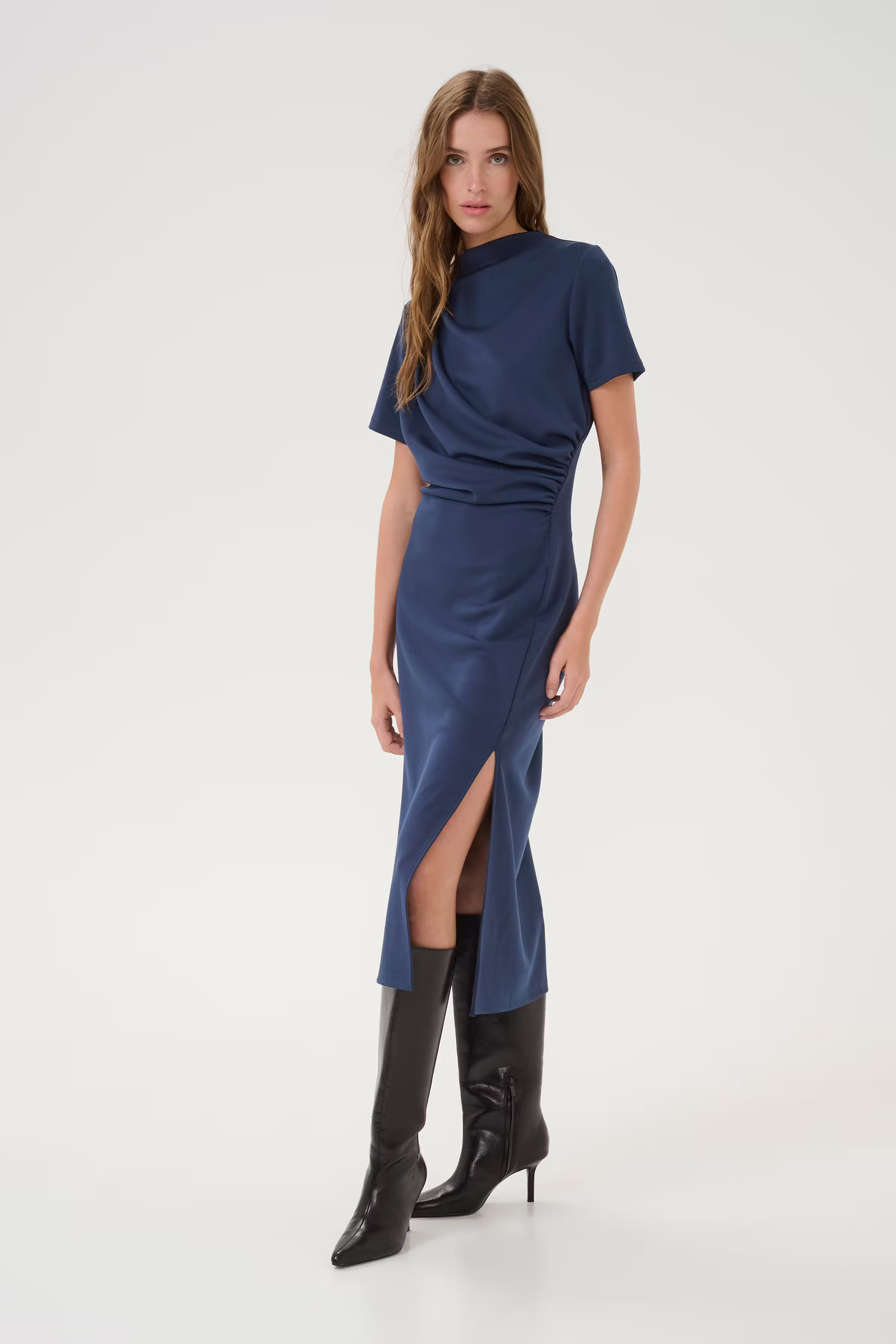 HelleMW Jurk LOOKBOOK FRONT 10704884-103565