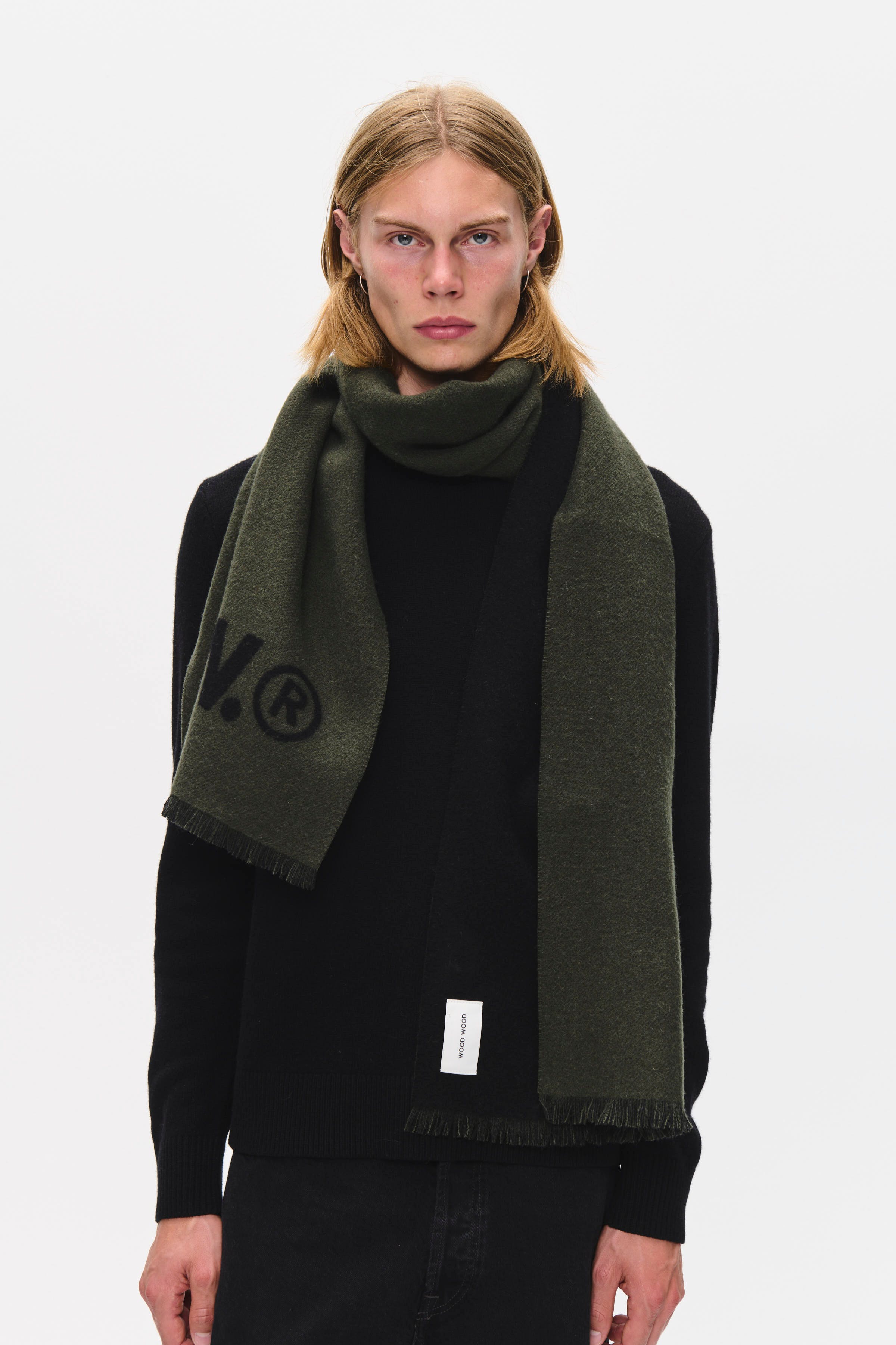 WWJackson Scarf LOOKBOOK FRONT 30252164-190413