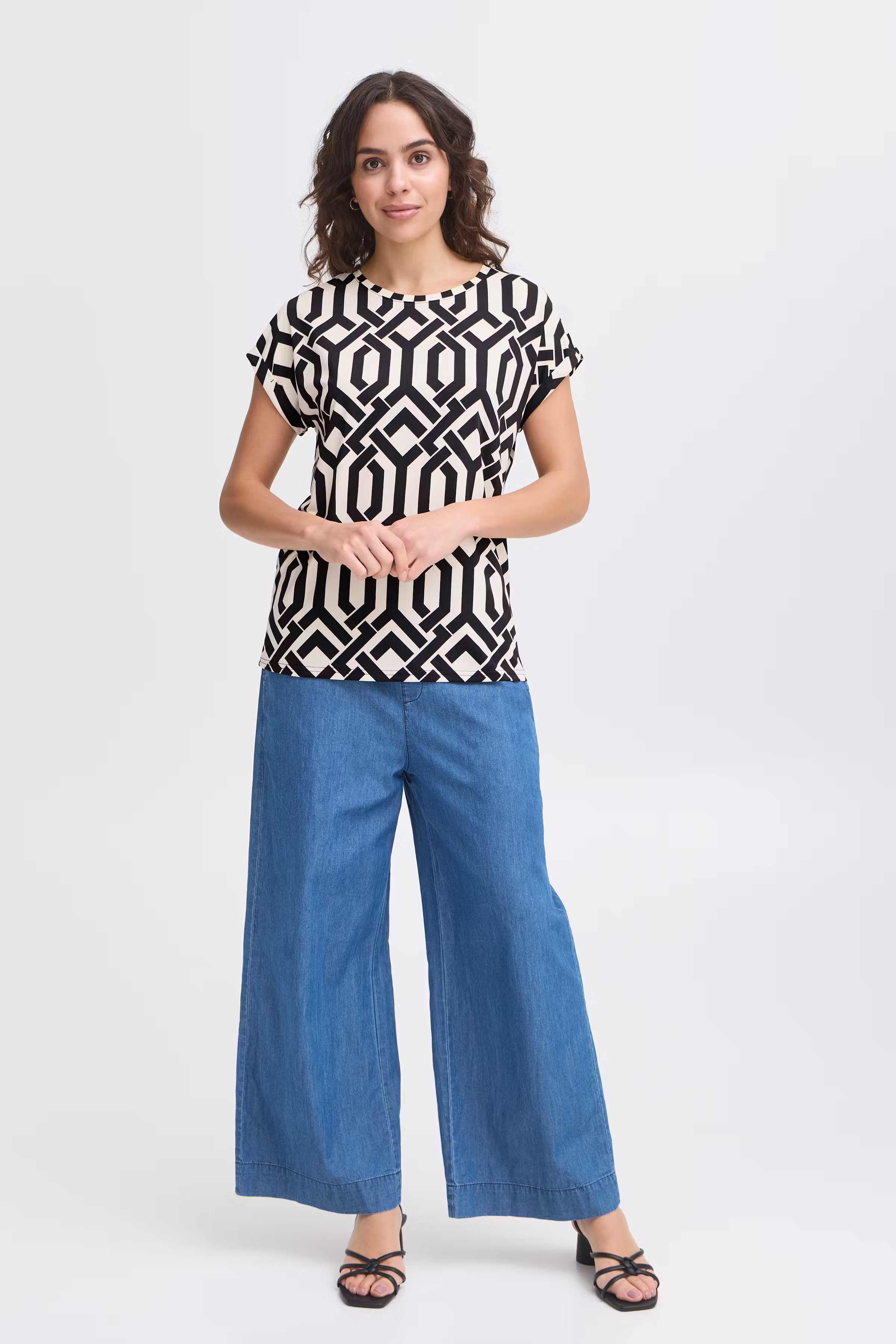 FRSEEN T-shirt LOOKBOOK FRONT 20610634-204676