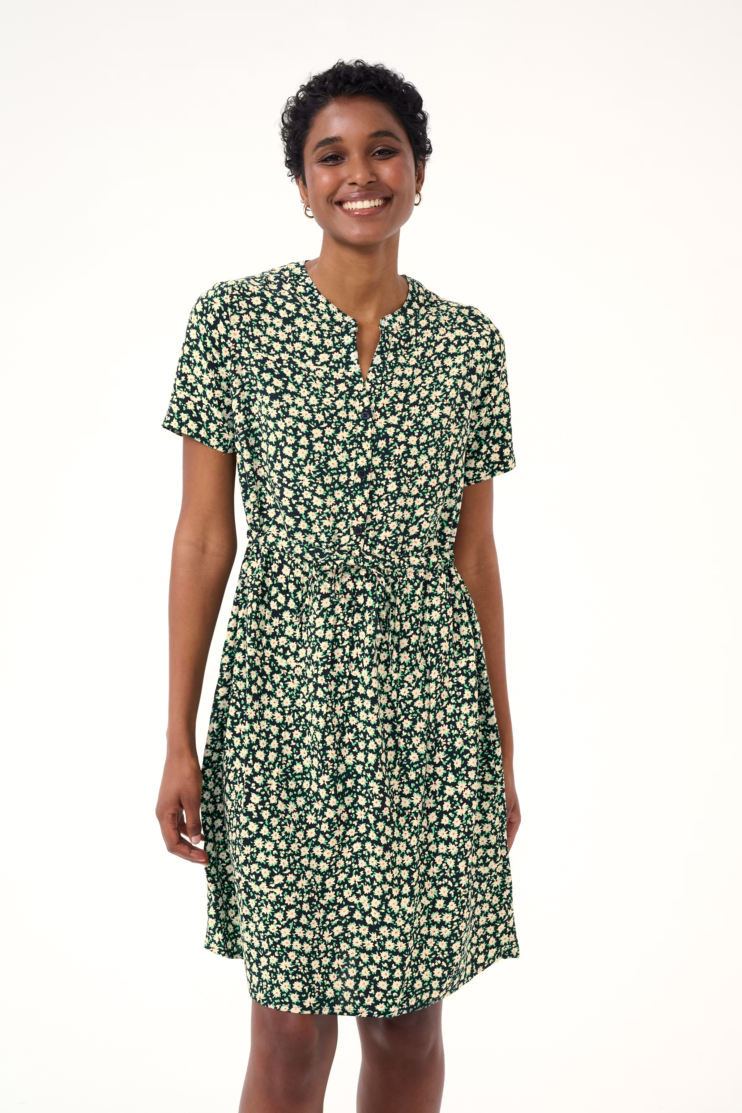 CRTiah Kjole LOOKBOOK FRONT 10609700-106206