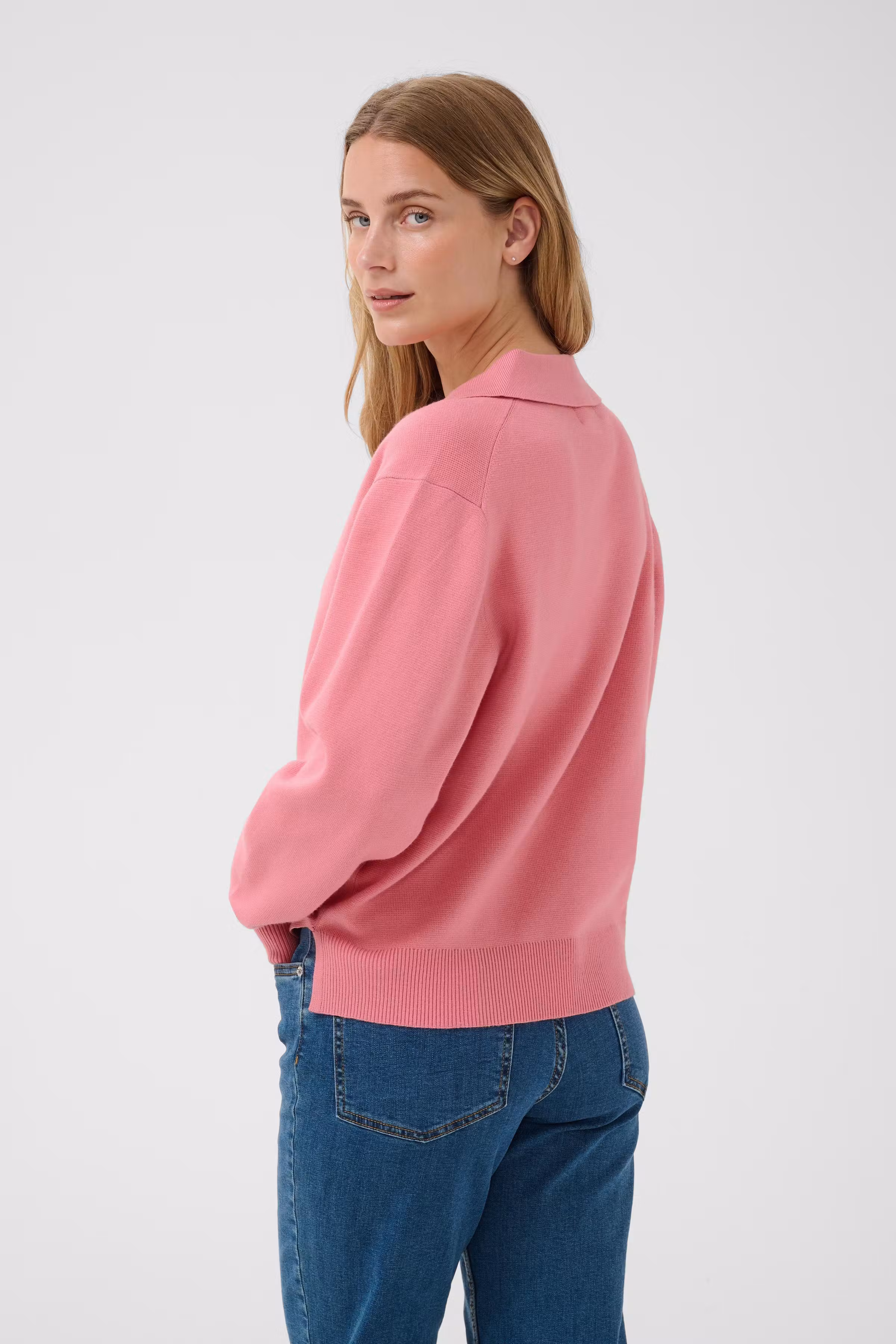 DyvekePW Pullover LOOKBOOK BACK 30311122-161610