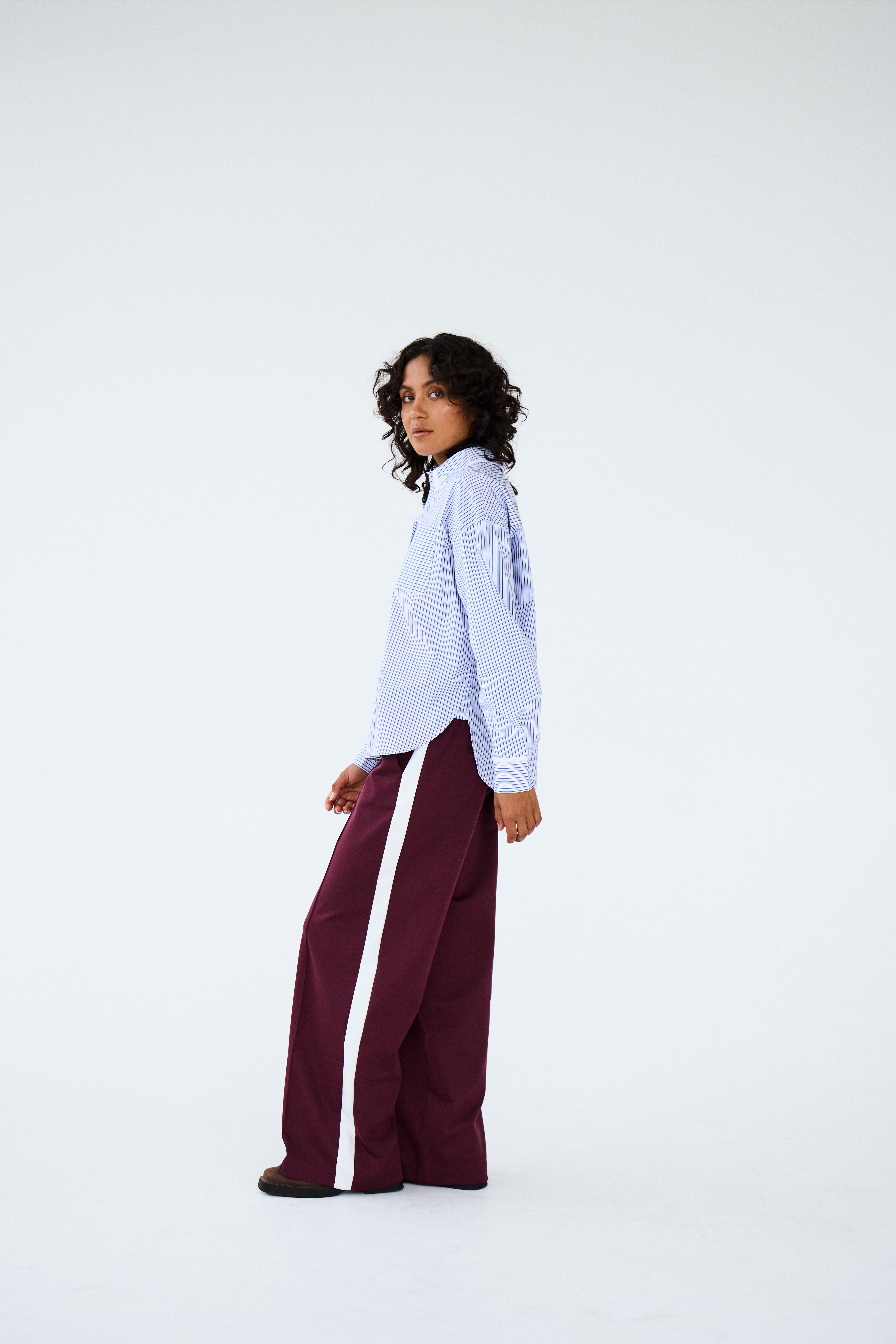 IXKATE Trousers LOCATION NONE 20123564-191627