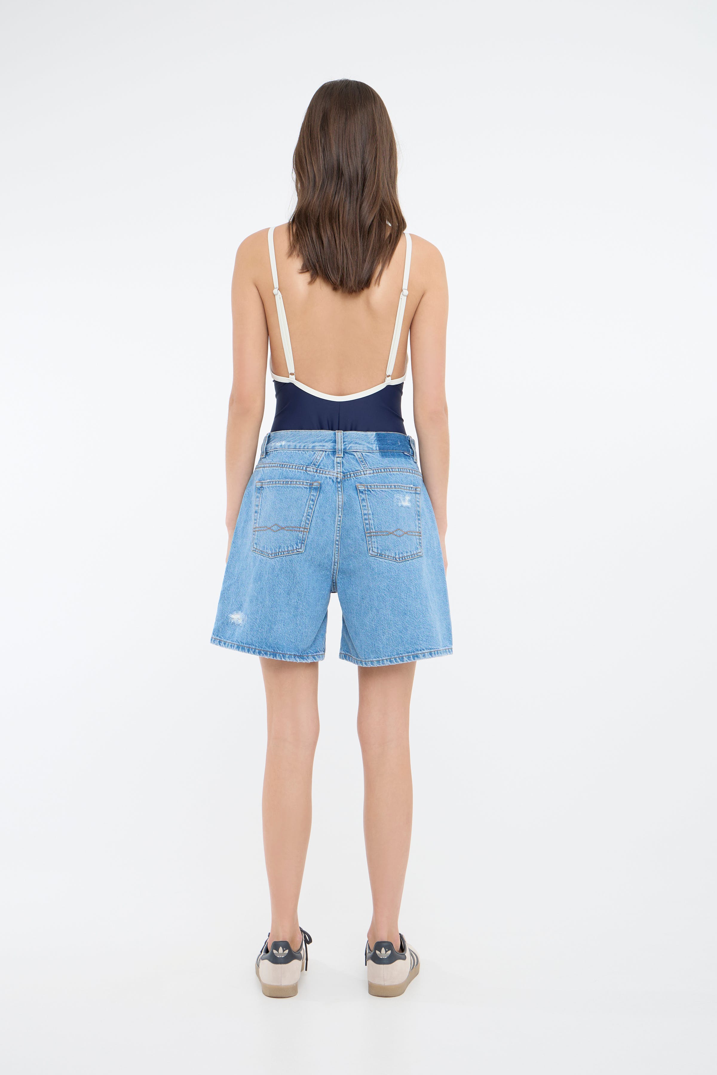 BASERRE Shorts LOOKBOOK BACK 50405171-204625
