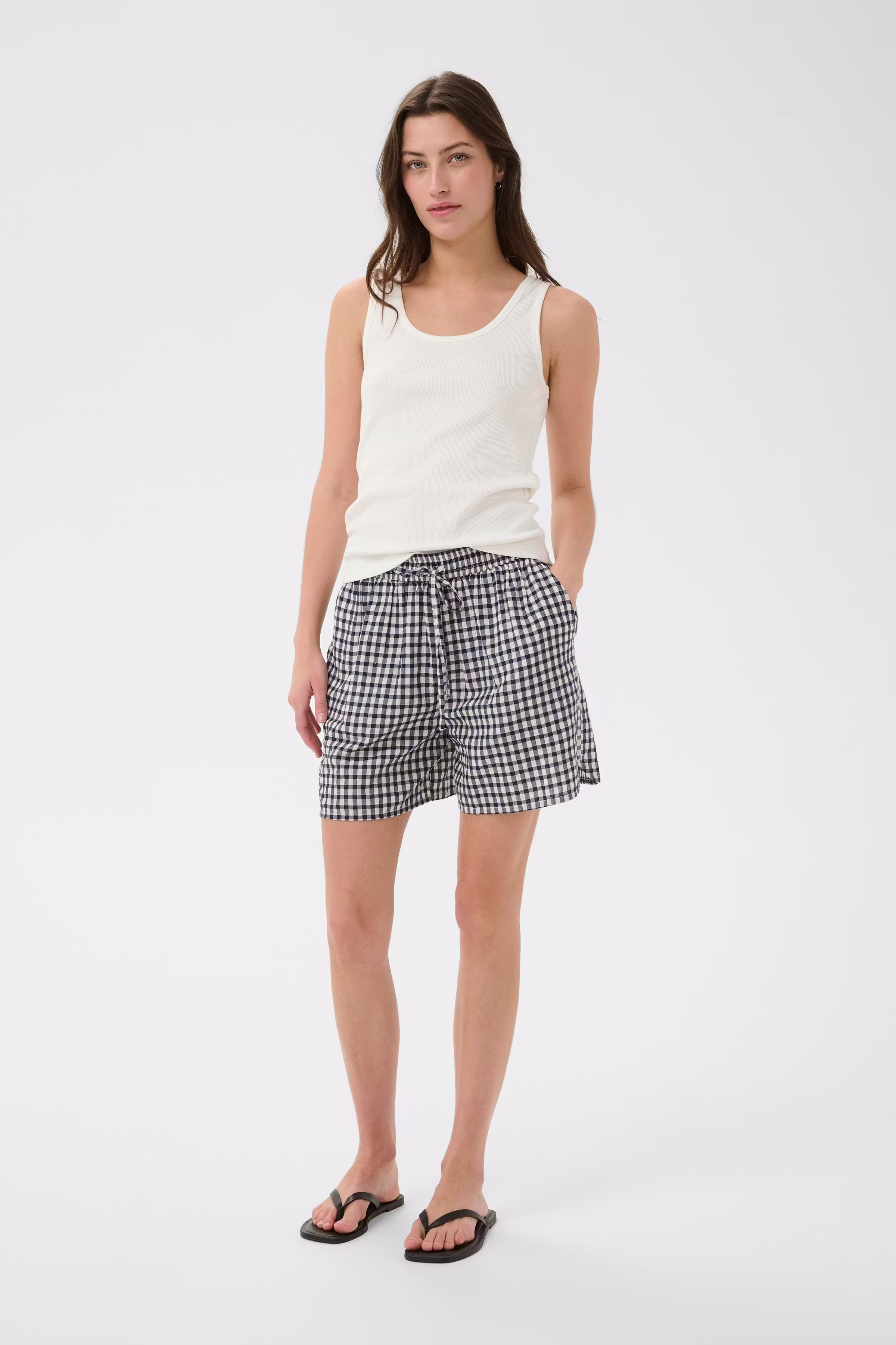 RoselynPW Top LOOKBOOK FRONT 30310590-110601