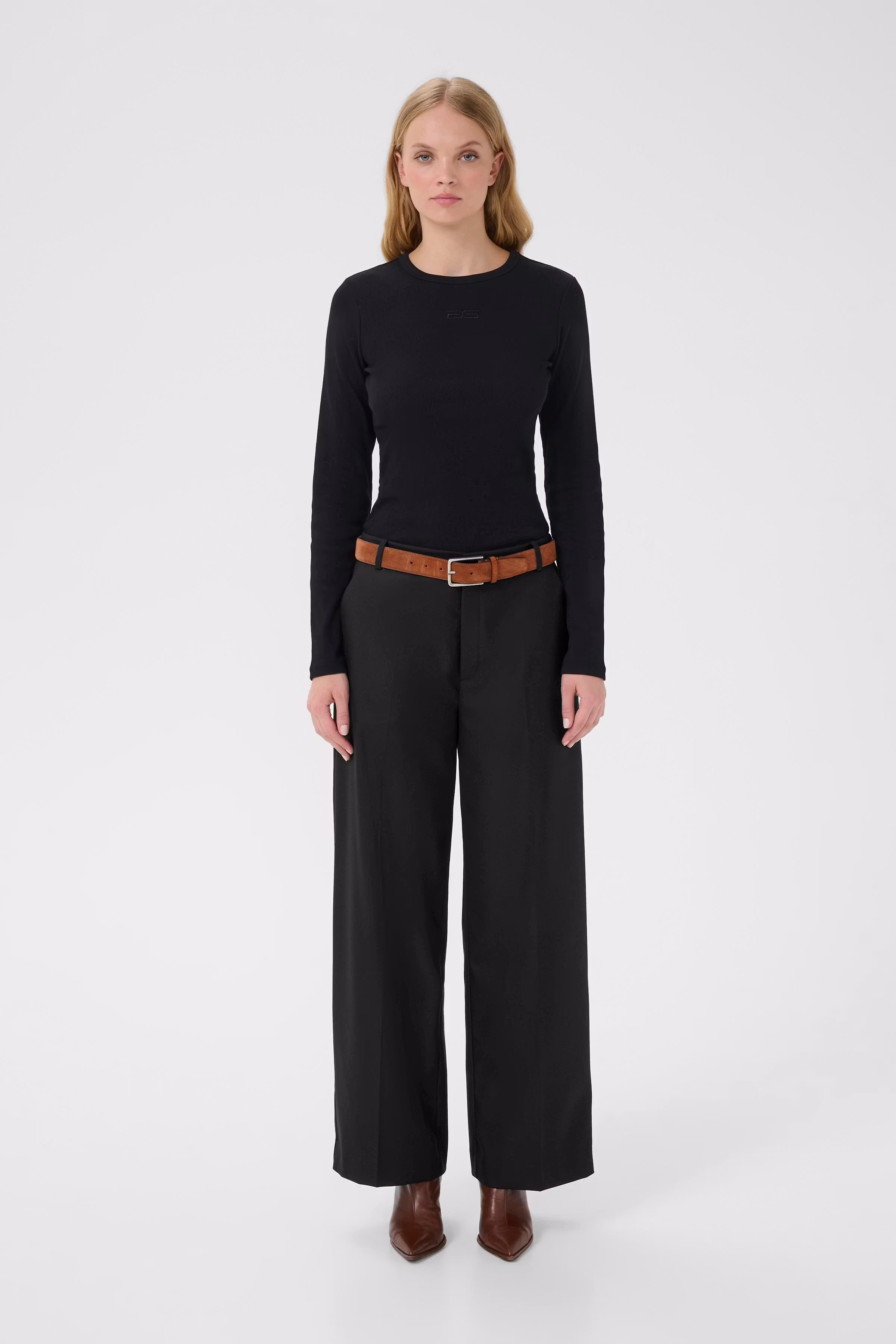 GZpaula Bukser LOOKBOOK FRONT 10910915-100017