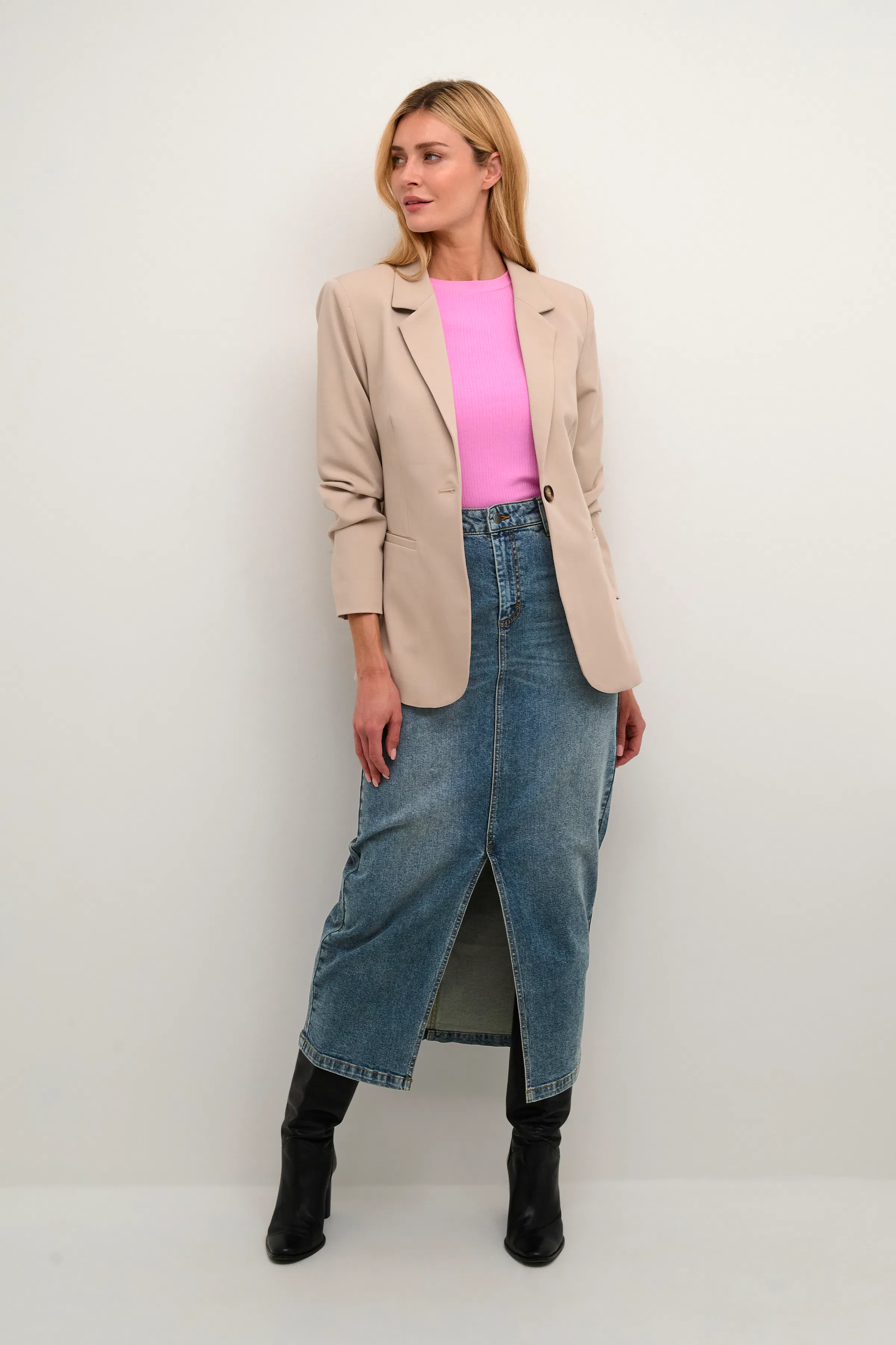 KAdana Denimskjørt LOOKBOOK FRONT 10508123-100166