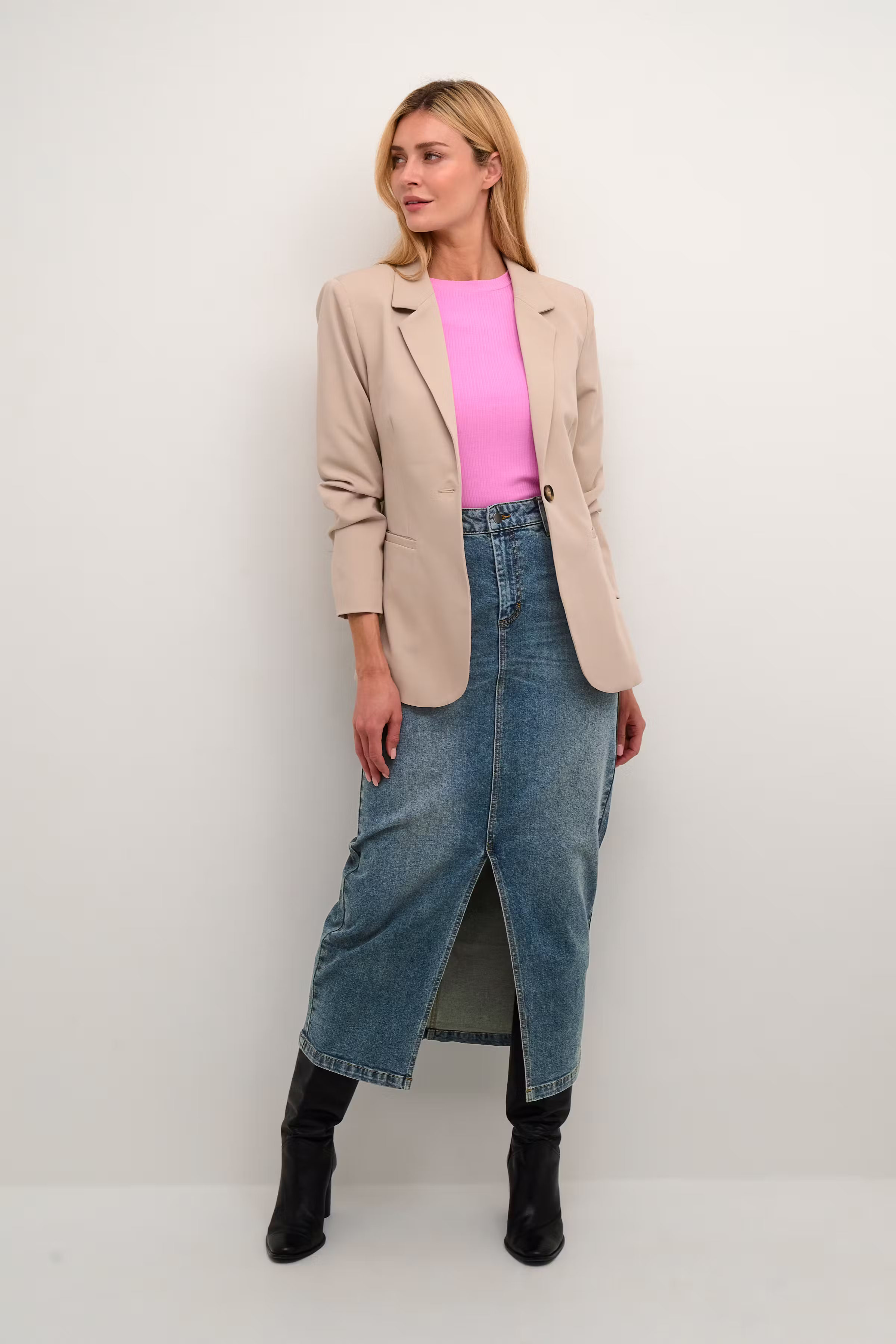 KAdana Denimskjørt LOOKBOOK FRONT 10508123-100166