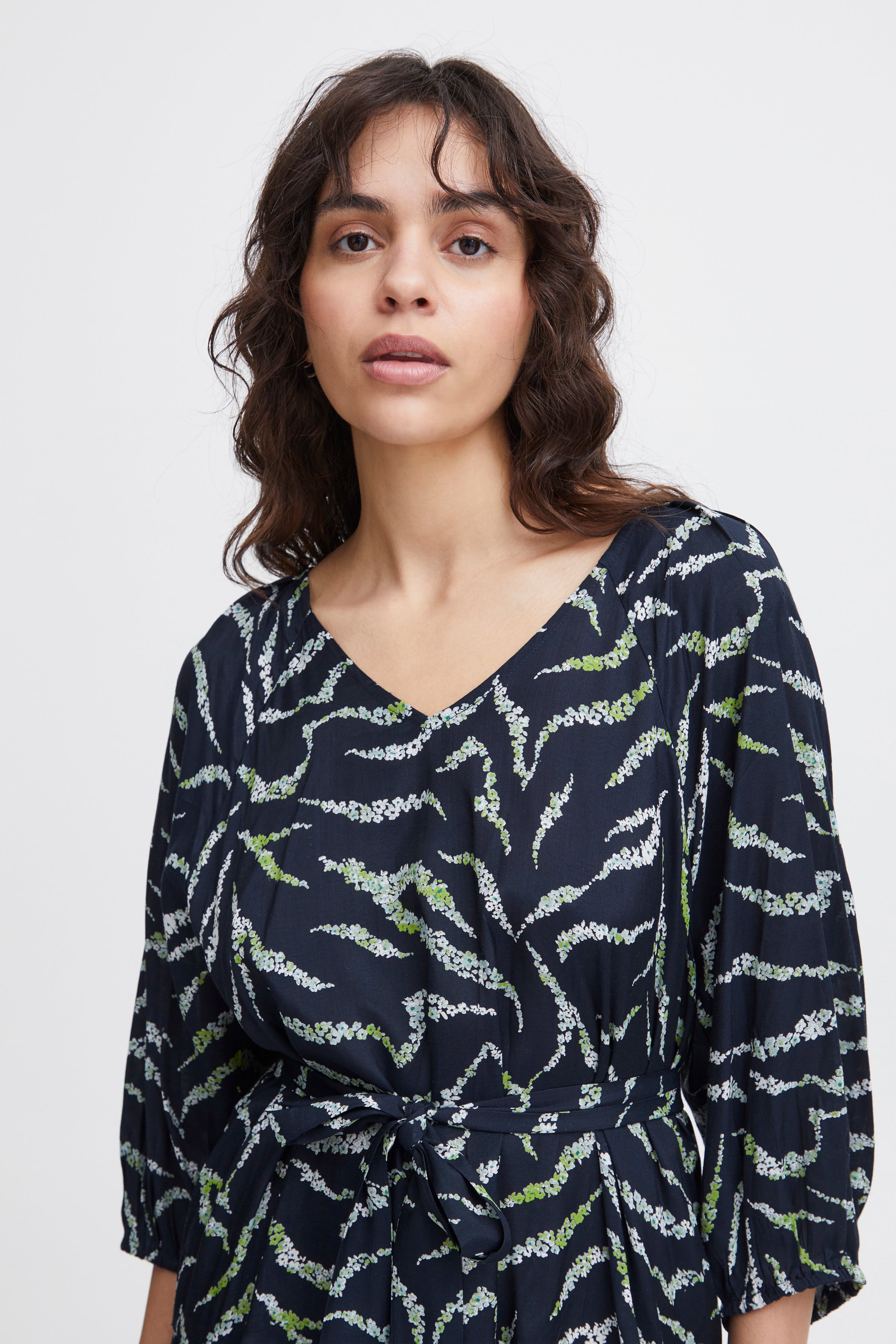 IHEVOLA Dress LOOKBOOK DETAIL 20120611-202811