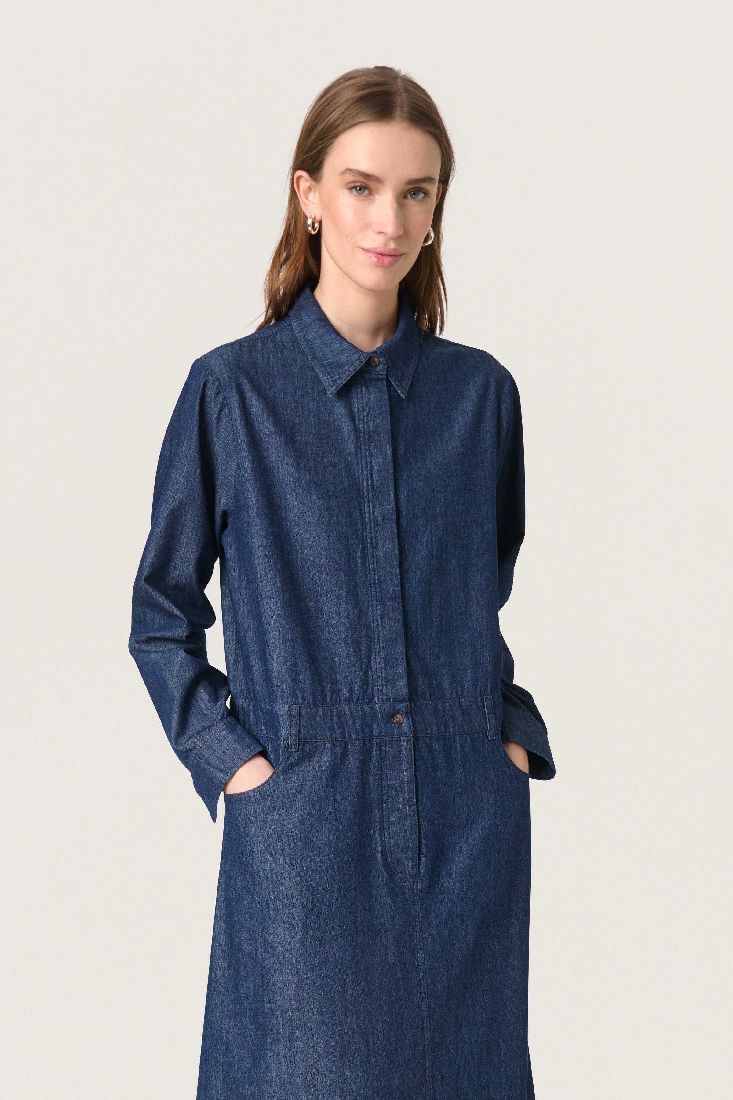 SLChamy Dress LOOKBOOK FRONT 30408497-301728