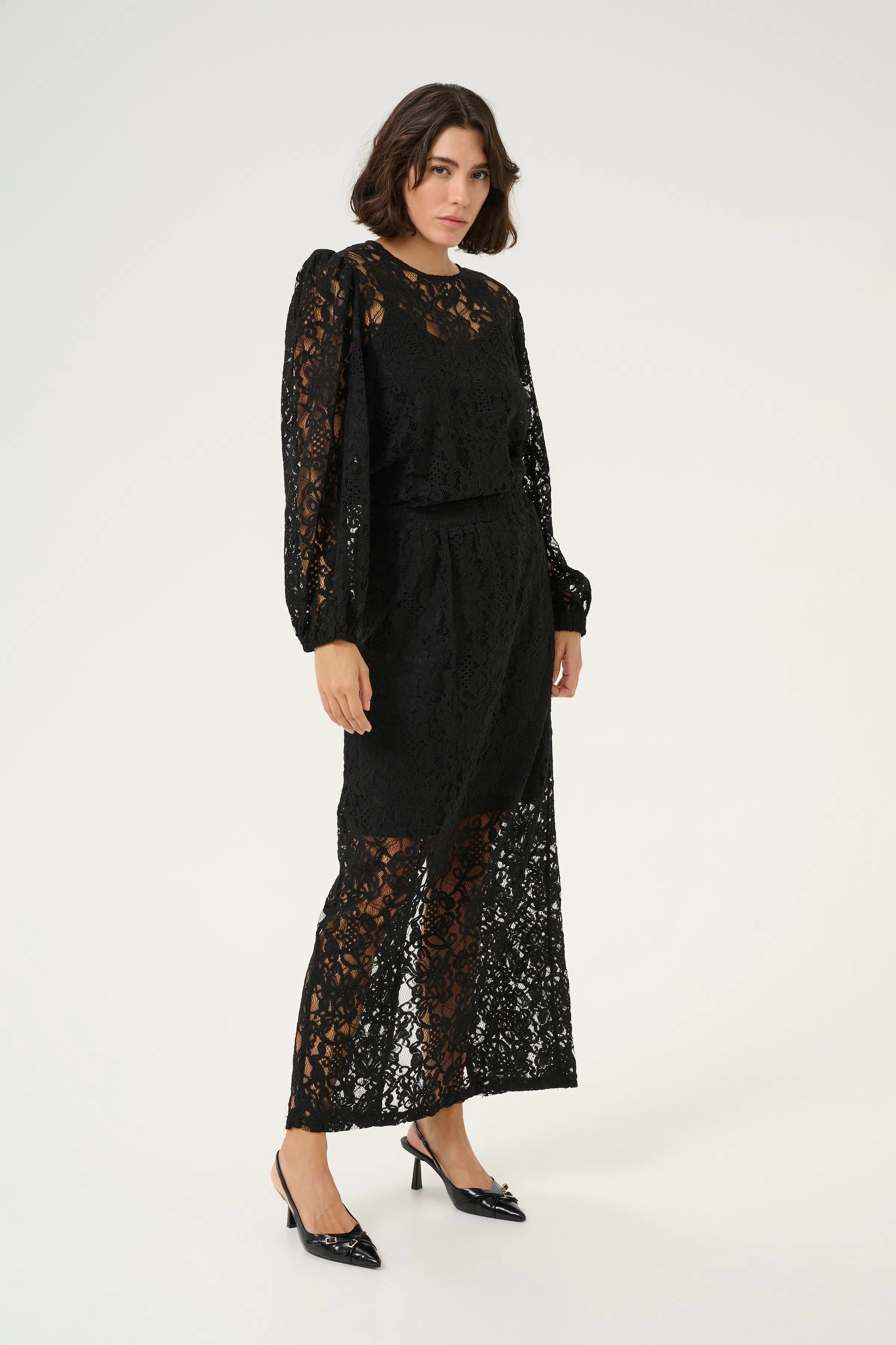 KAlanice Blondenederdel LOOKBOOK FRONT 10552372-100121