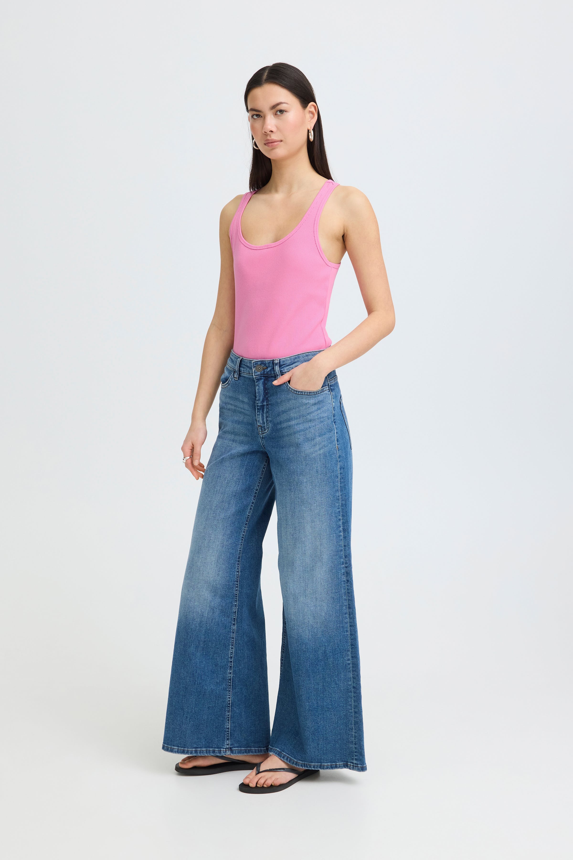 IHPALMER RIB BOX Top LOOKBOOK FRONT 20120342-162120