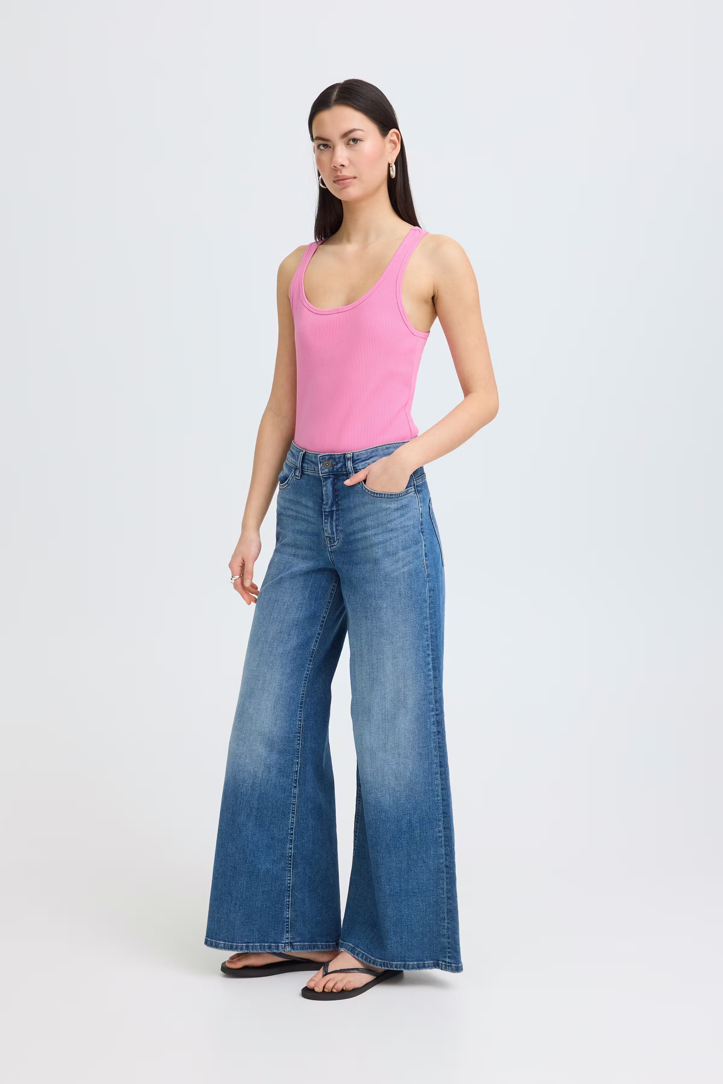 IHPALMER RIB BOX Top LOOKBOOK FRONT 20120342-162120