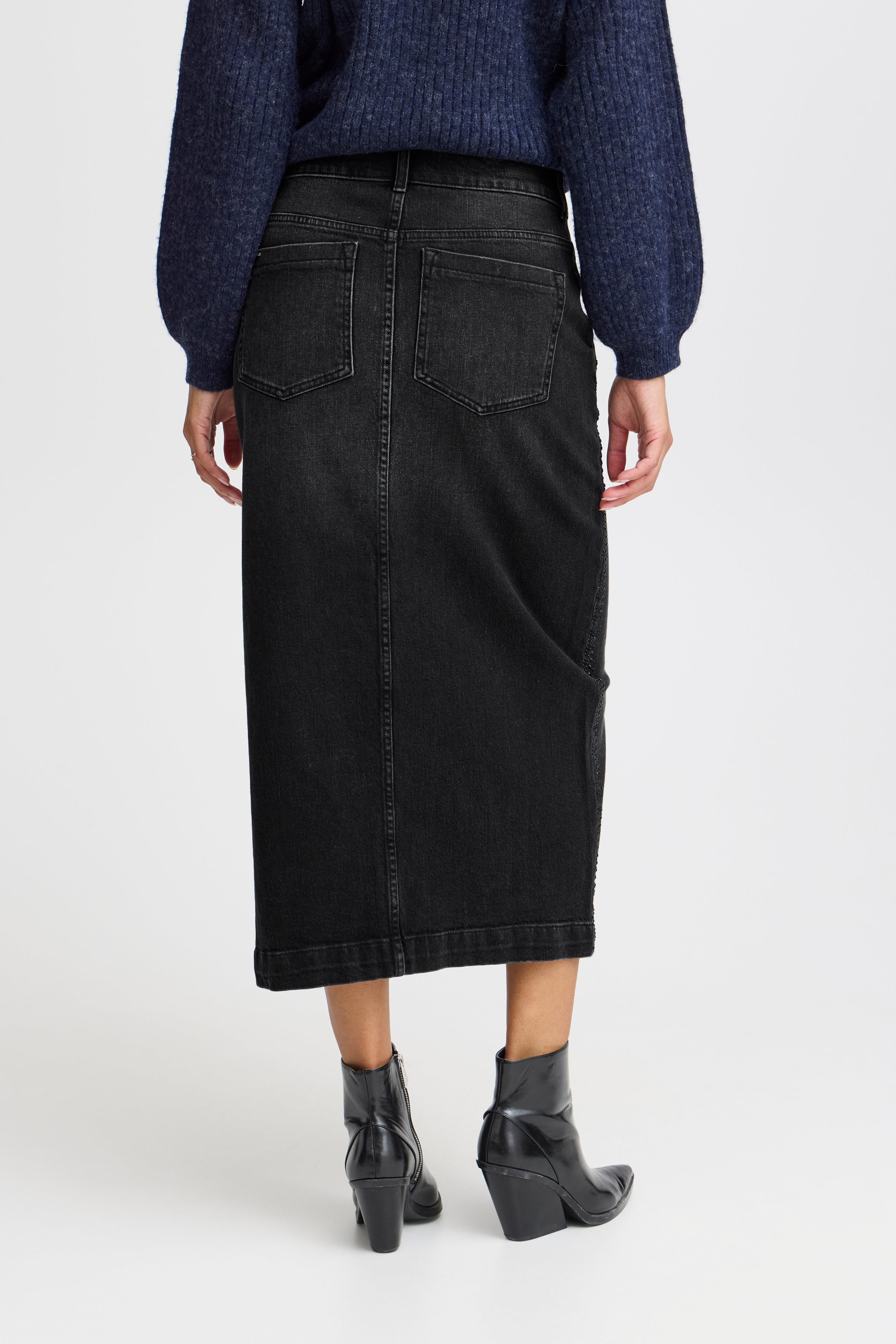 BYLARA Skirt LOOKBOOK BACK 20815548-200465