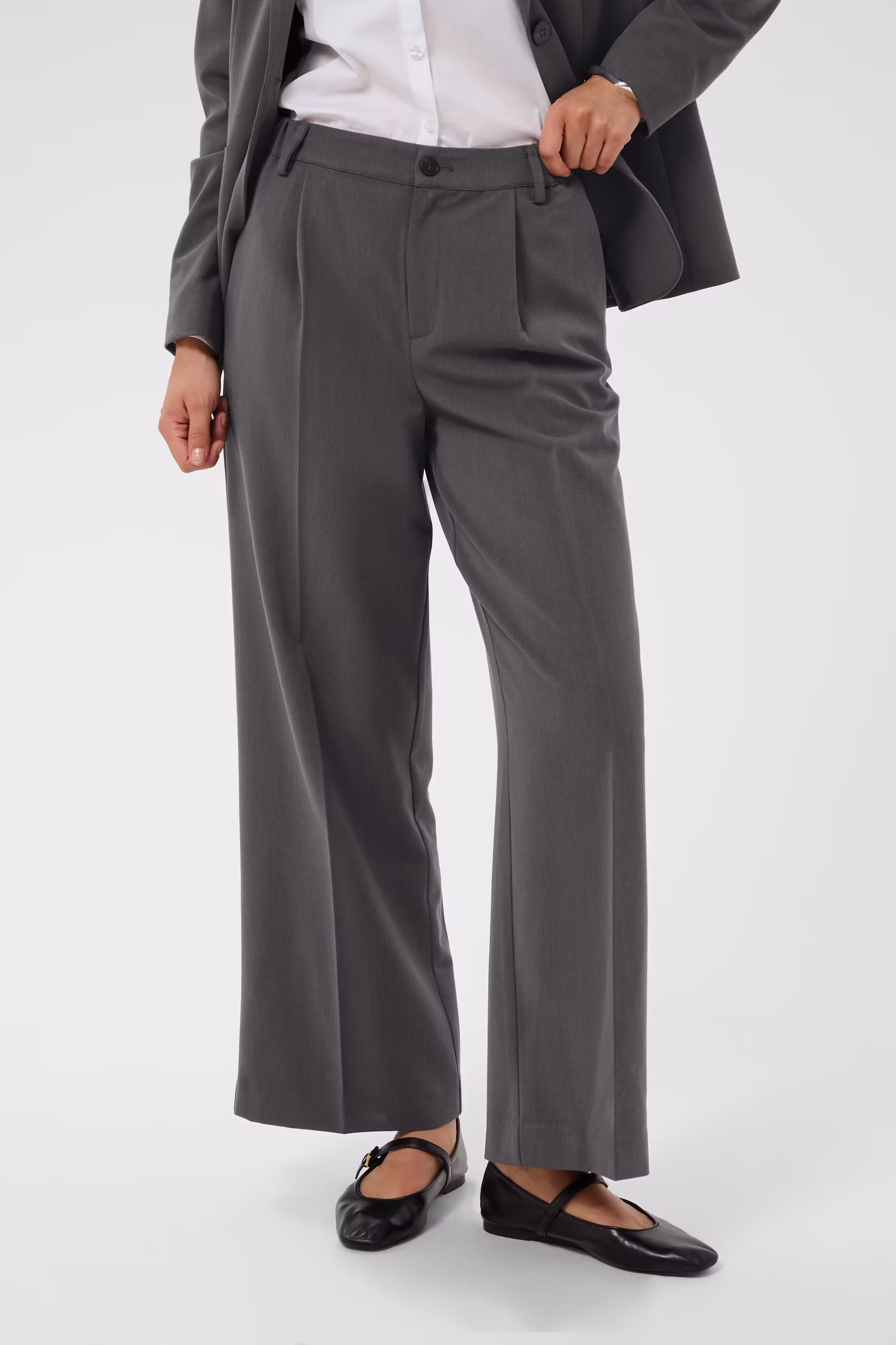 KASAKURA Hose LOOKBOOK FRONT 10512237-100125