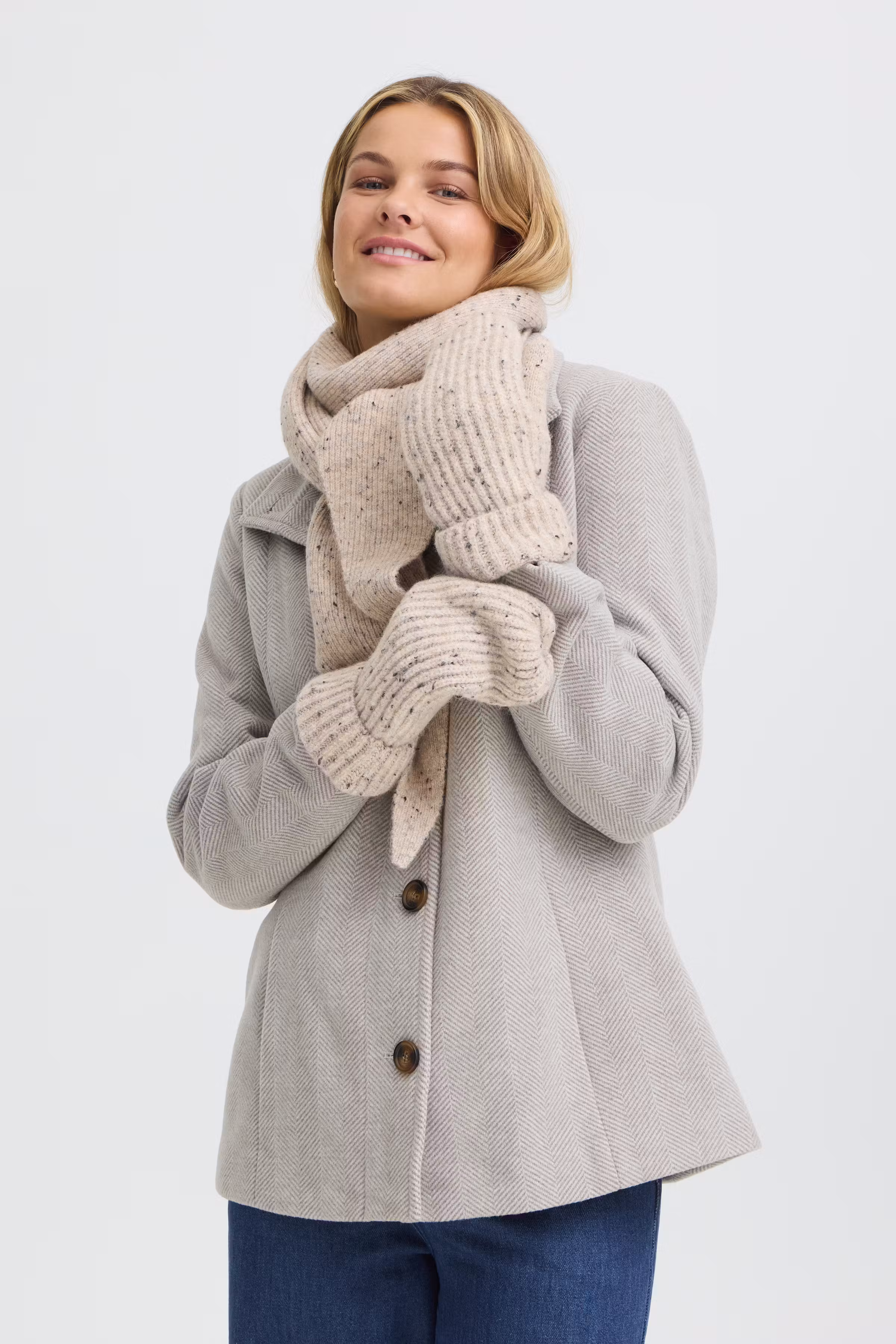 FRNANNA Gloves LOOKBOOK FRONT 20618135-1613051